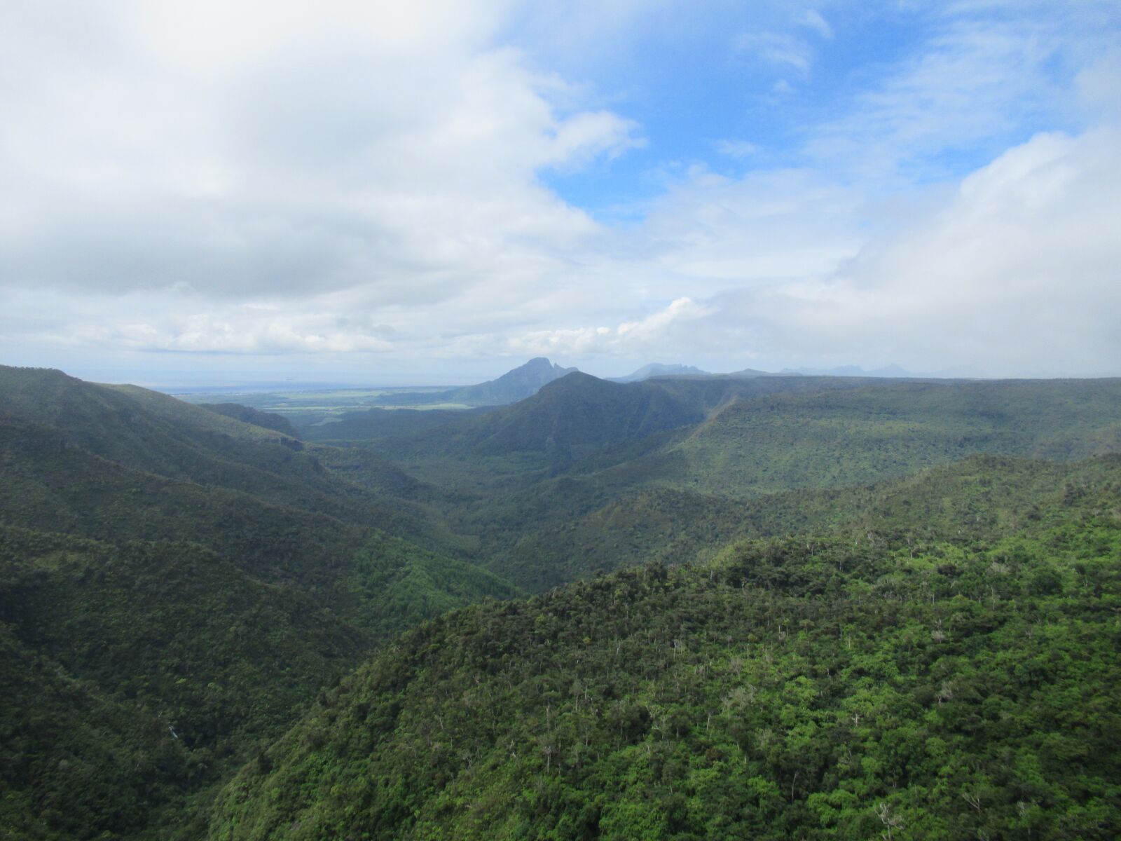Canon PowerShot SX620 HS sample photo. Mauritius, mountain, nature photography