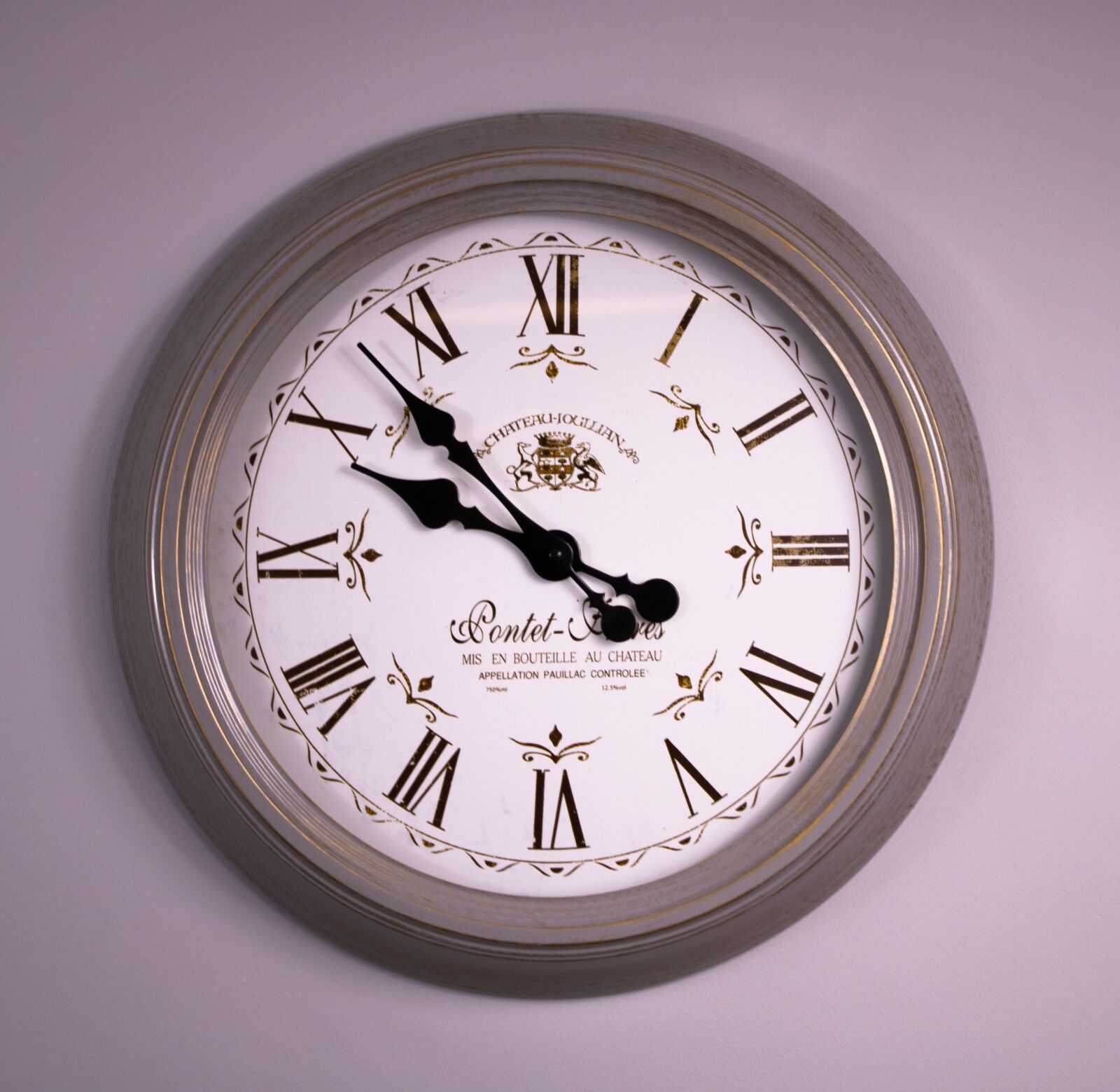 Canon EOS 2000D (EOS Rebel T7 / EOS Kiss X90 / EOS 1500D) sample photo. Clock, time, watches photography