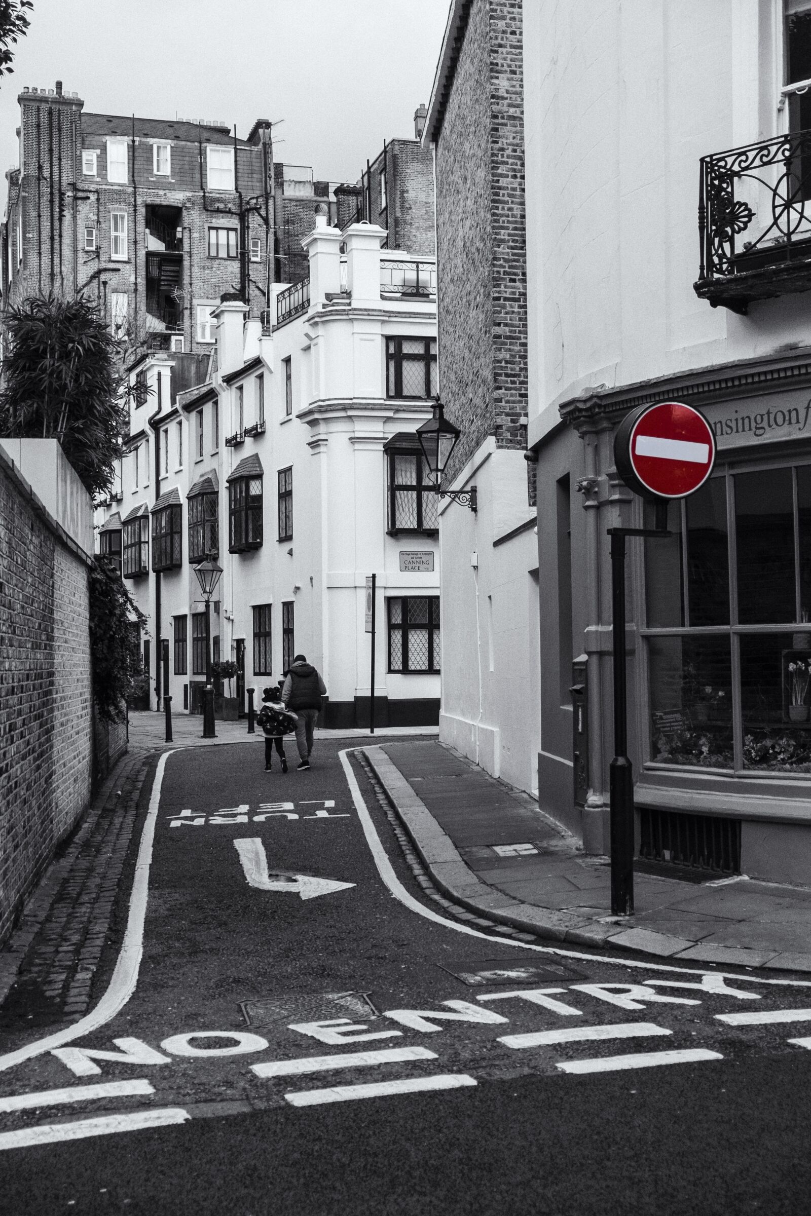 Fujifilm X-T1 sample photo. Street, road, pavement photography