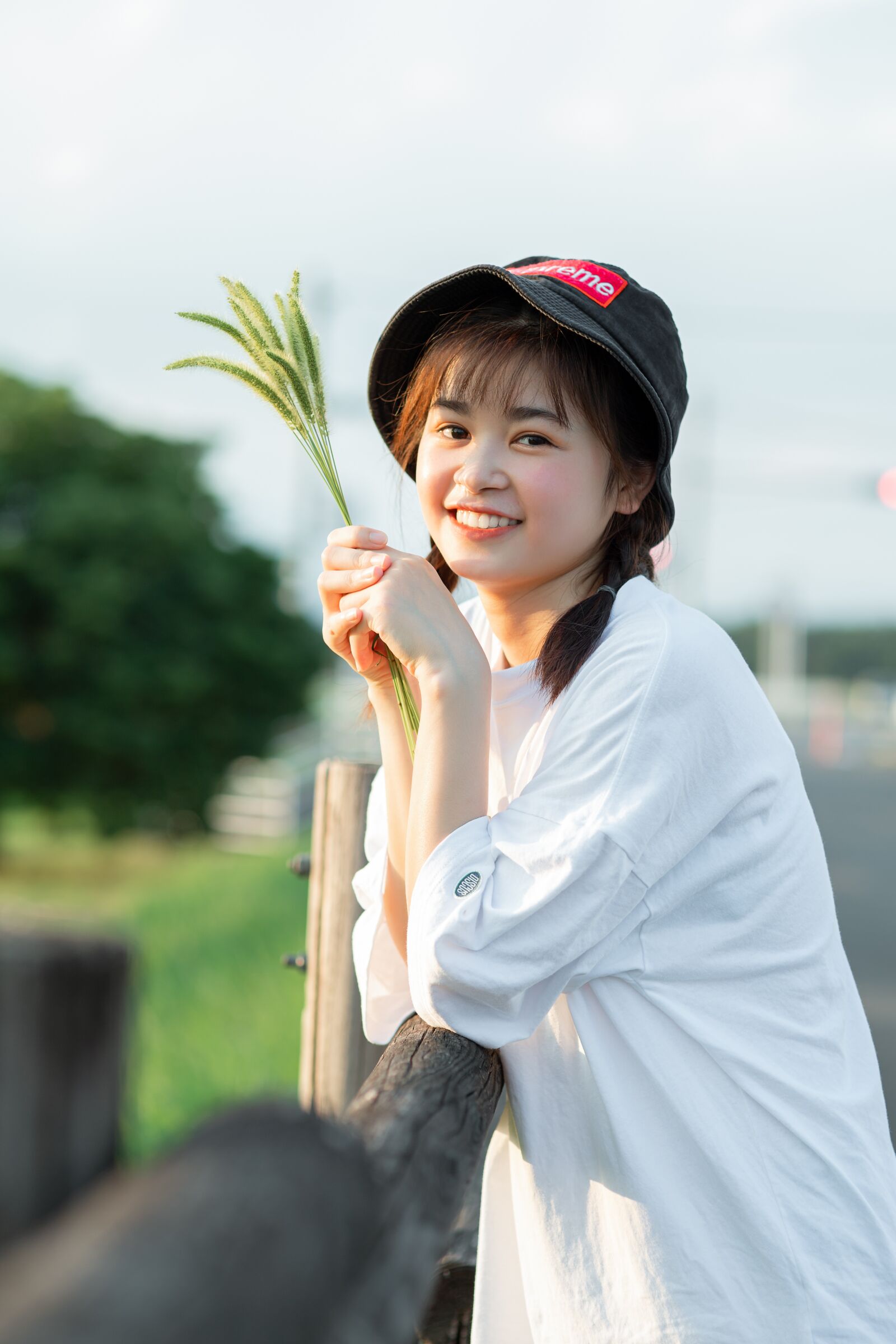 Canon EOS 6D Mark II sample photo. Woman, girl, beautiful photography