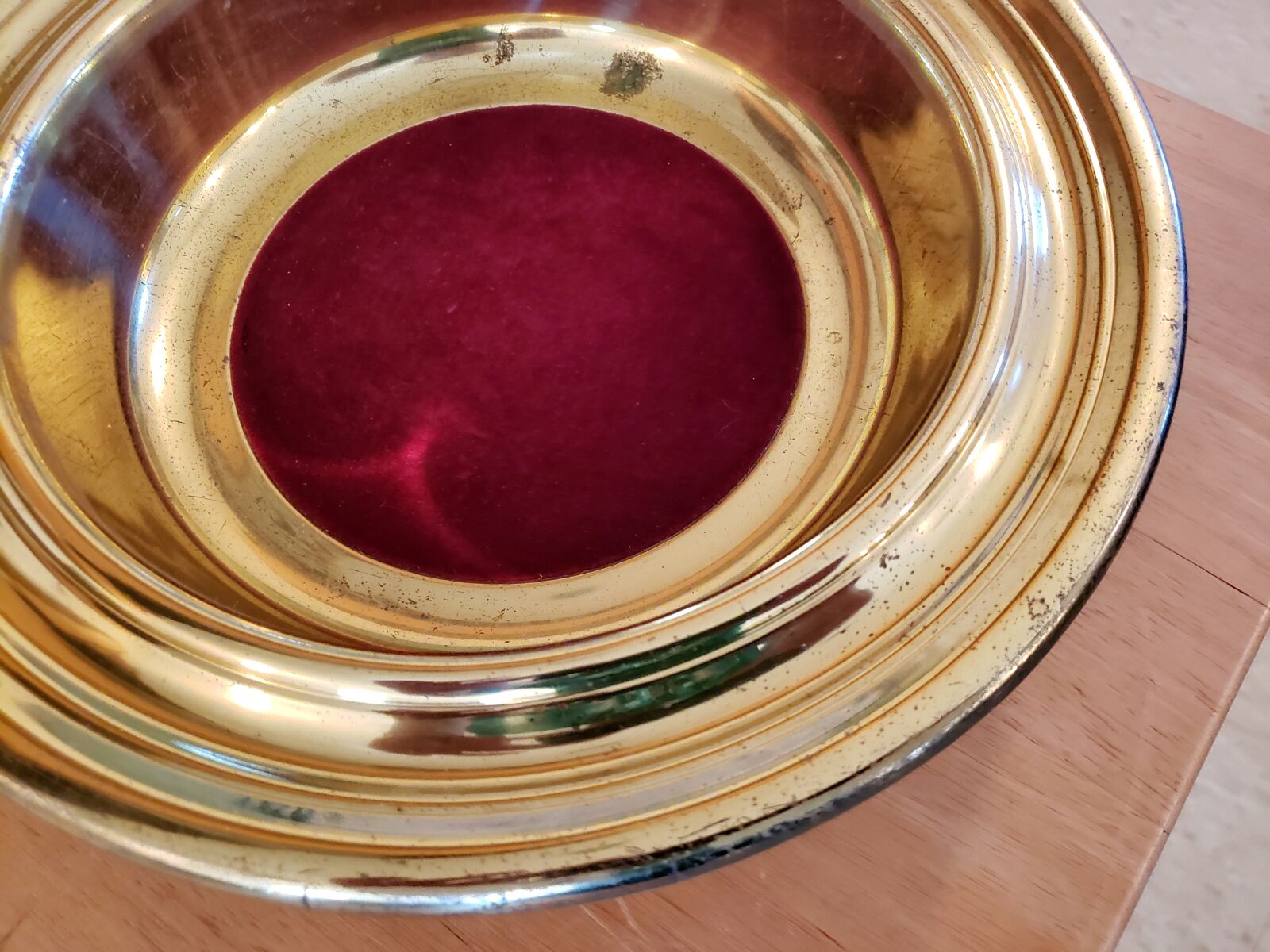 Samsung Galaxy S9 sample photo. Offering, plate, christian photography
