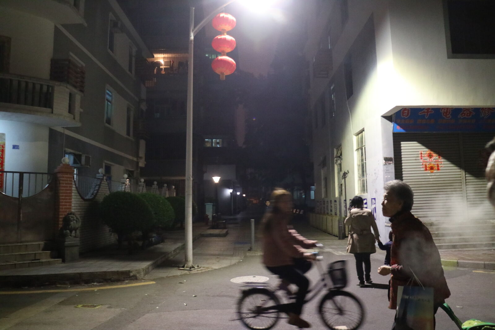 Canon EOS M3 sample photo. Life photography