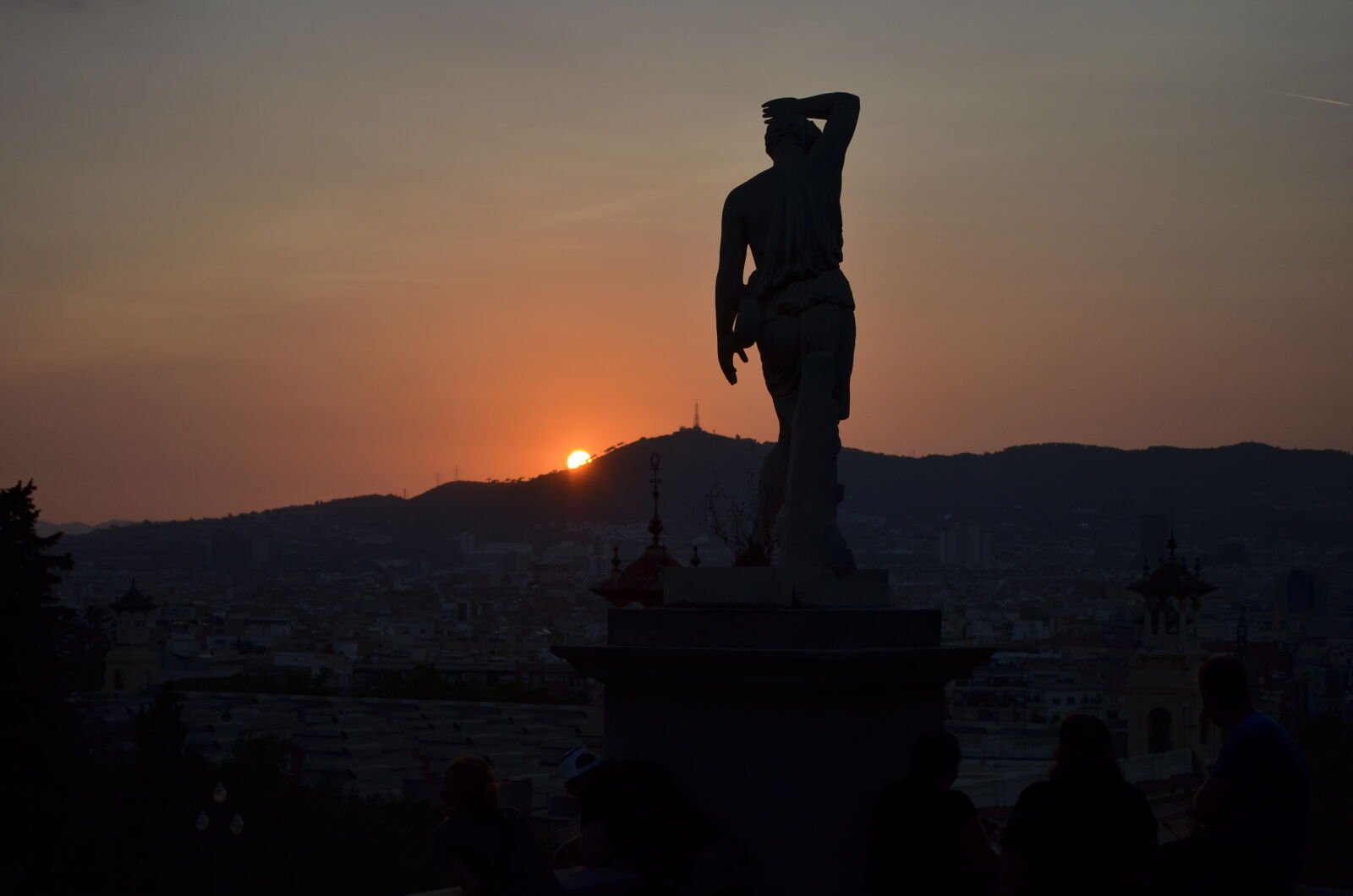 Nikon D5100 sample photo. Barcelona, evening, mountain, sky photography