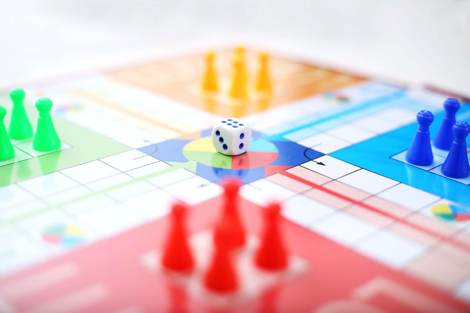 Canon EF 50mm F1.8 STM sample photo. Ludo, dice, tokens photography