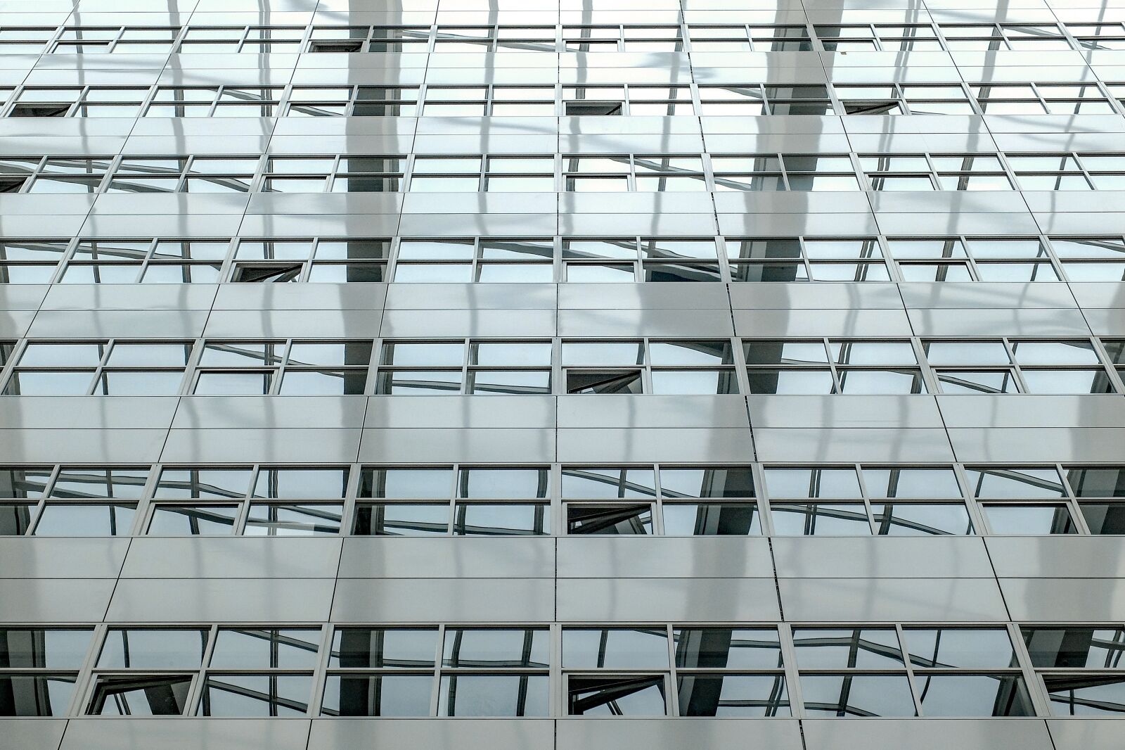 Fujifilm X30 sample photo. Building, urban, modern photography