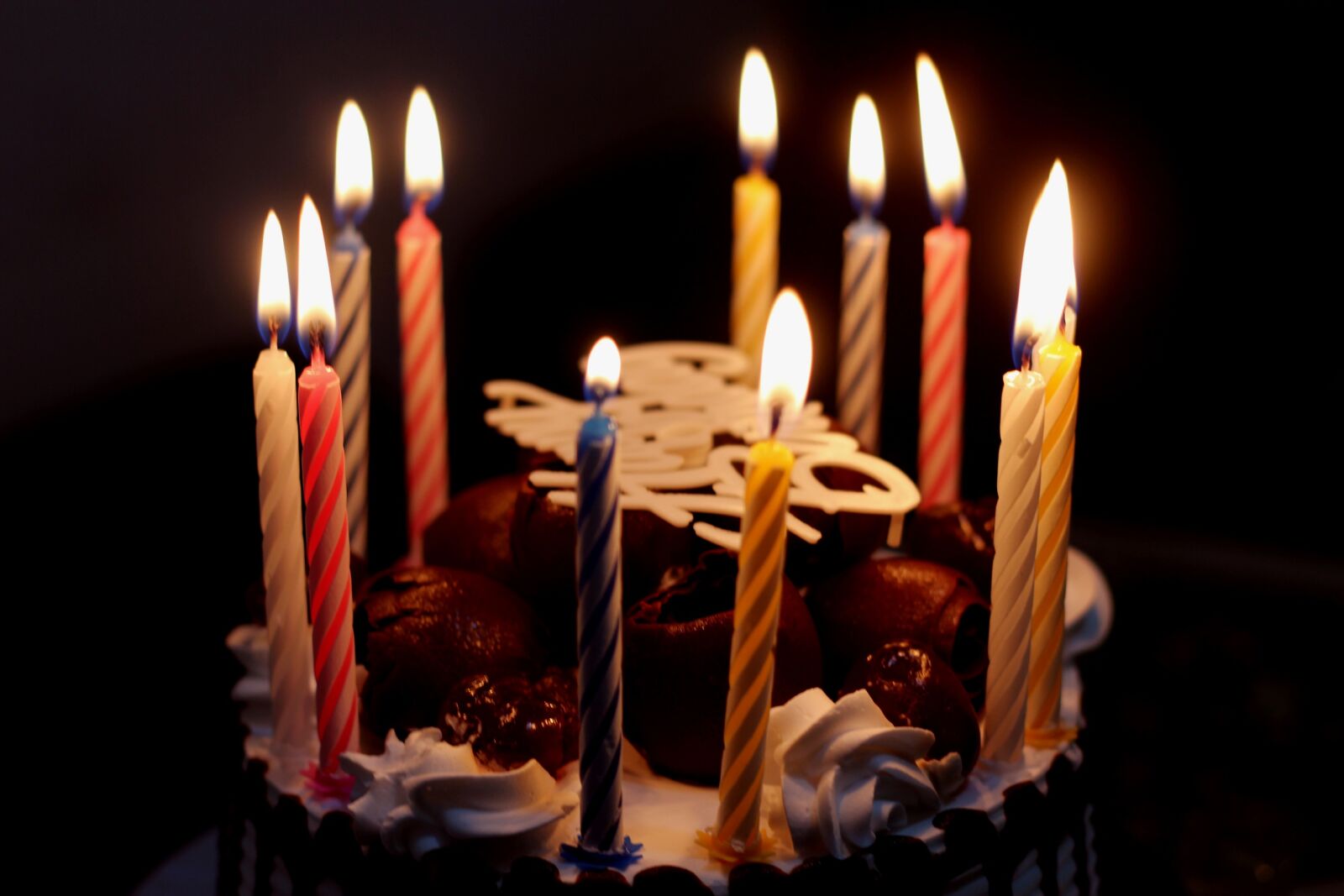 Canon EOS 60D + Canon EF 50mm F1.8 II sample photo. Candle, candlelight, flame photography