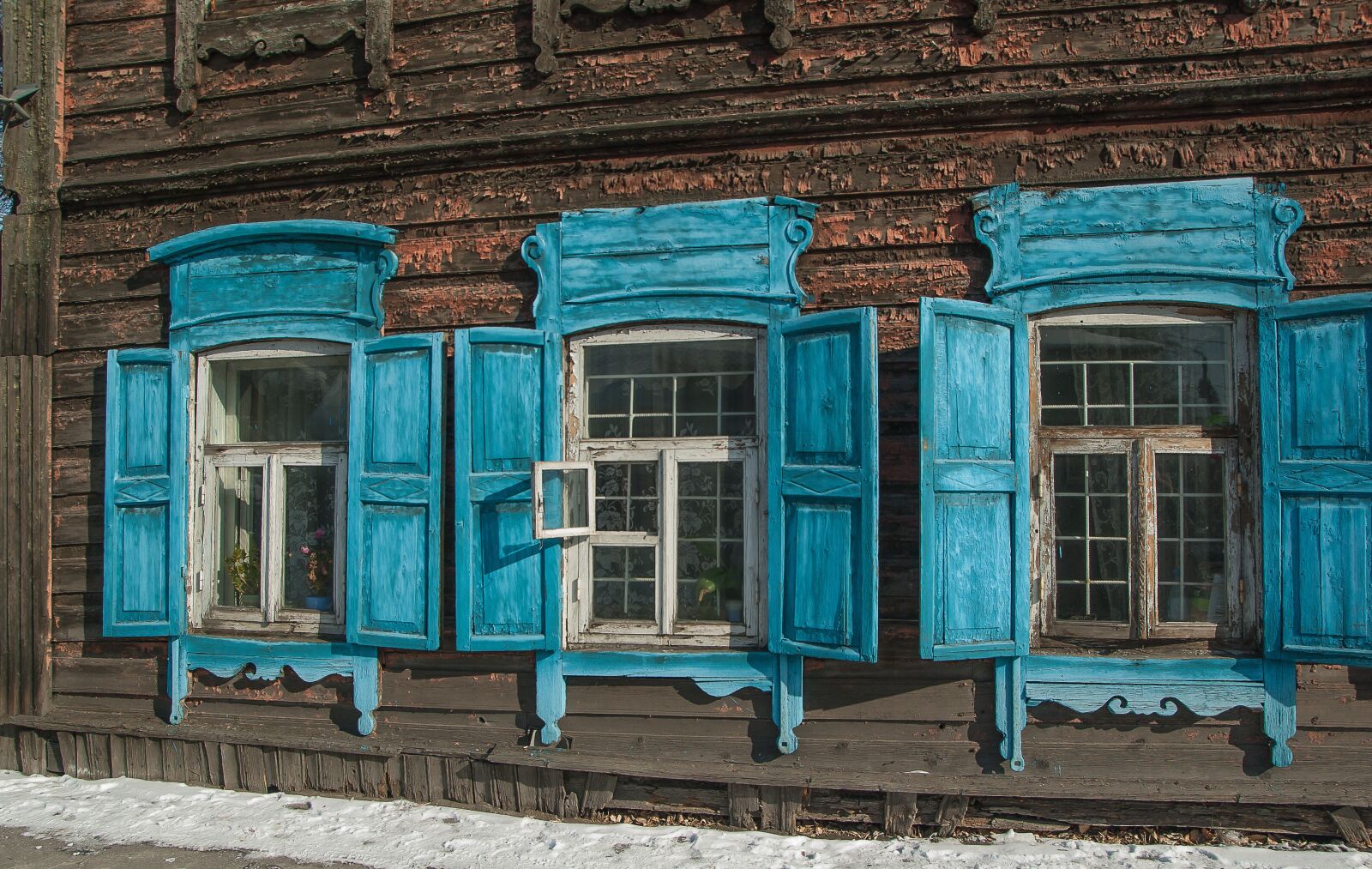 Pentax K10D sample photo. Siberia, irkutsk, wooden houses photography