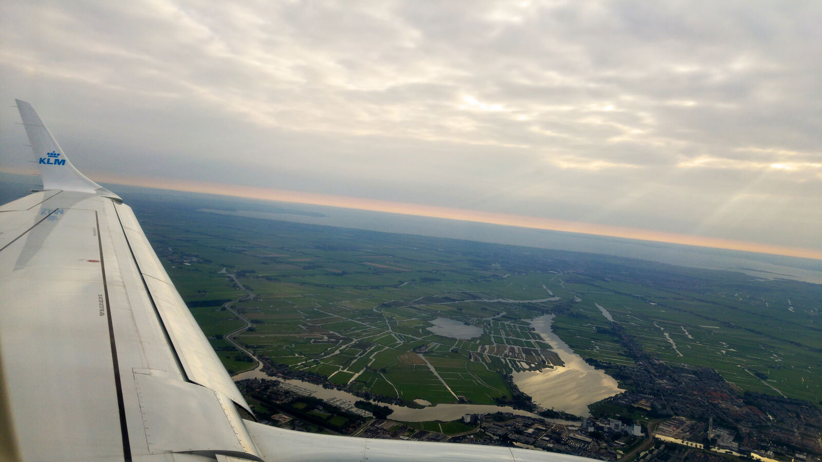 LG G4 sample photo. Airline, airplane, flying, klm photography