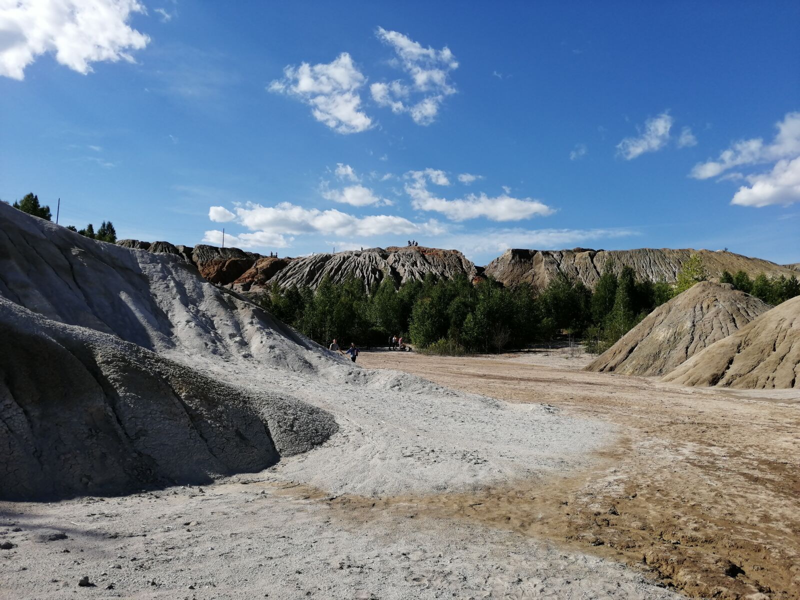 HUAWEI JSN-L21 sample photo. Quarry, clay, sand photography