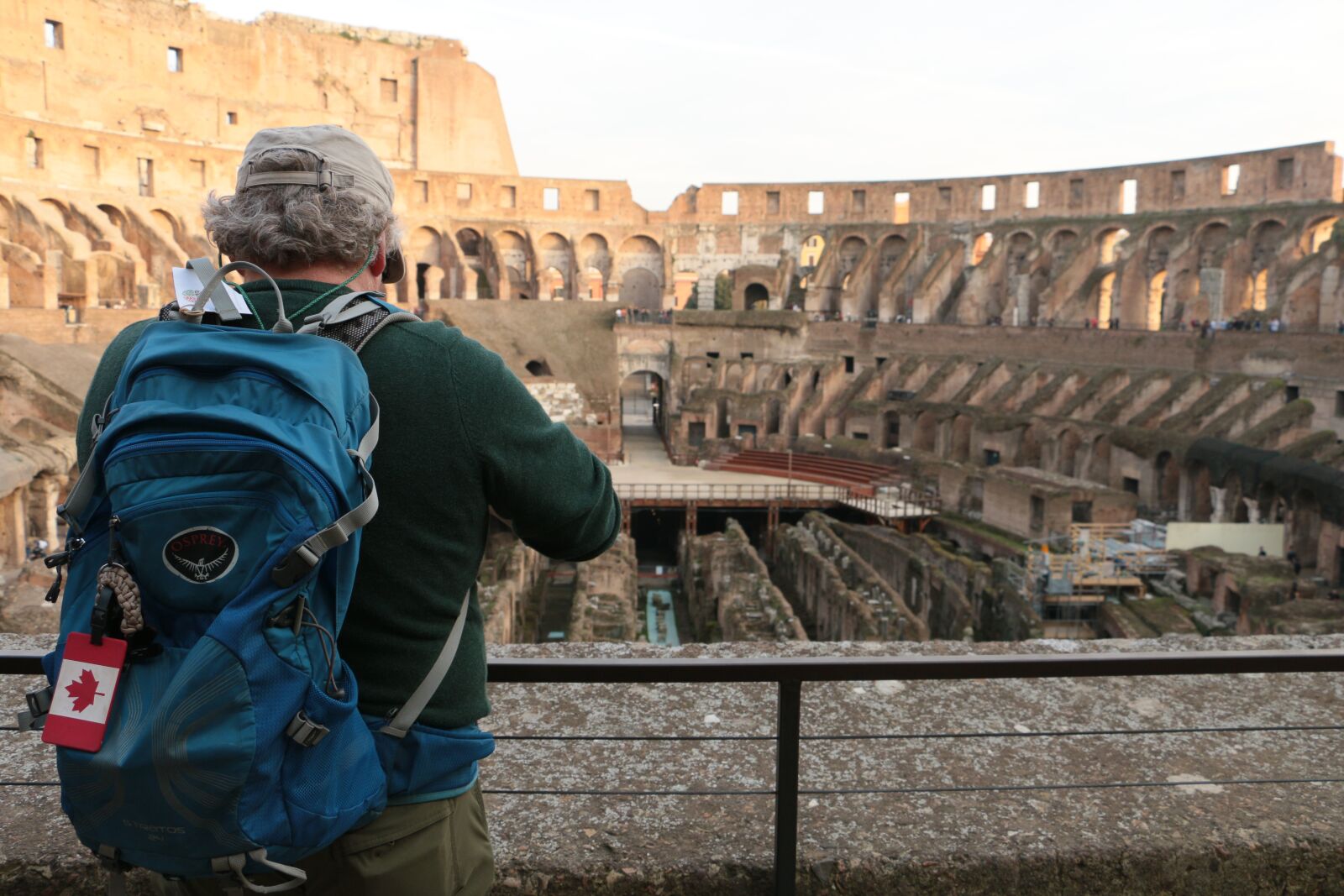 Canon EOS 70D + Canon EF-S 18-135mm F3.5-5.6 IS STM sample photo. Rome, colliseum, travel photography