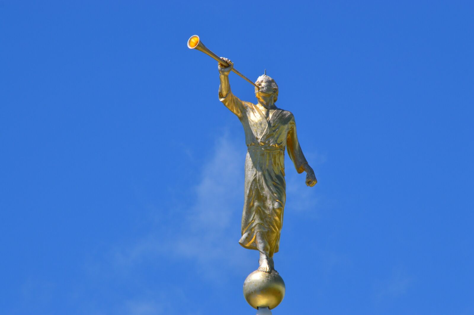 Nikon D3200 sample photo. Moroni, angel, statue photography