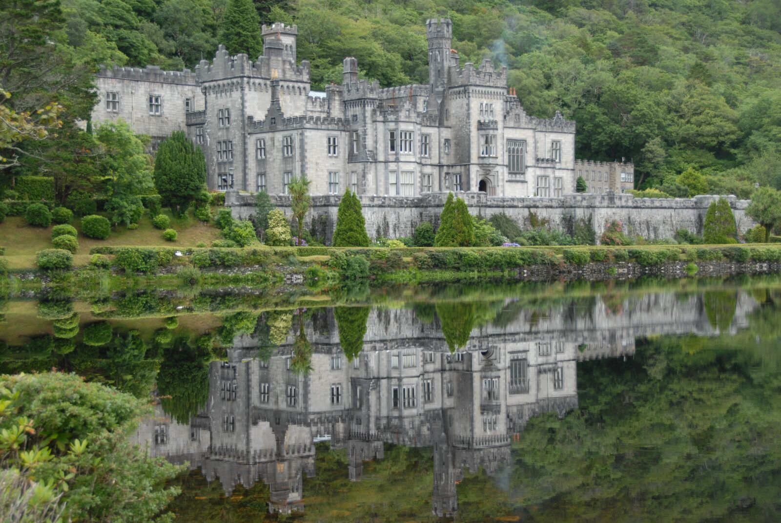Nikon D200 sample photo. Abbey, galway, ireland photography