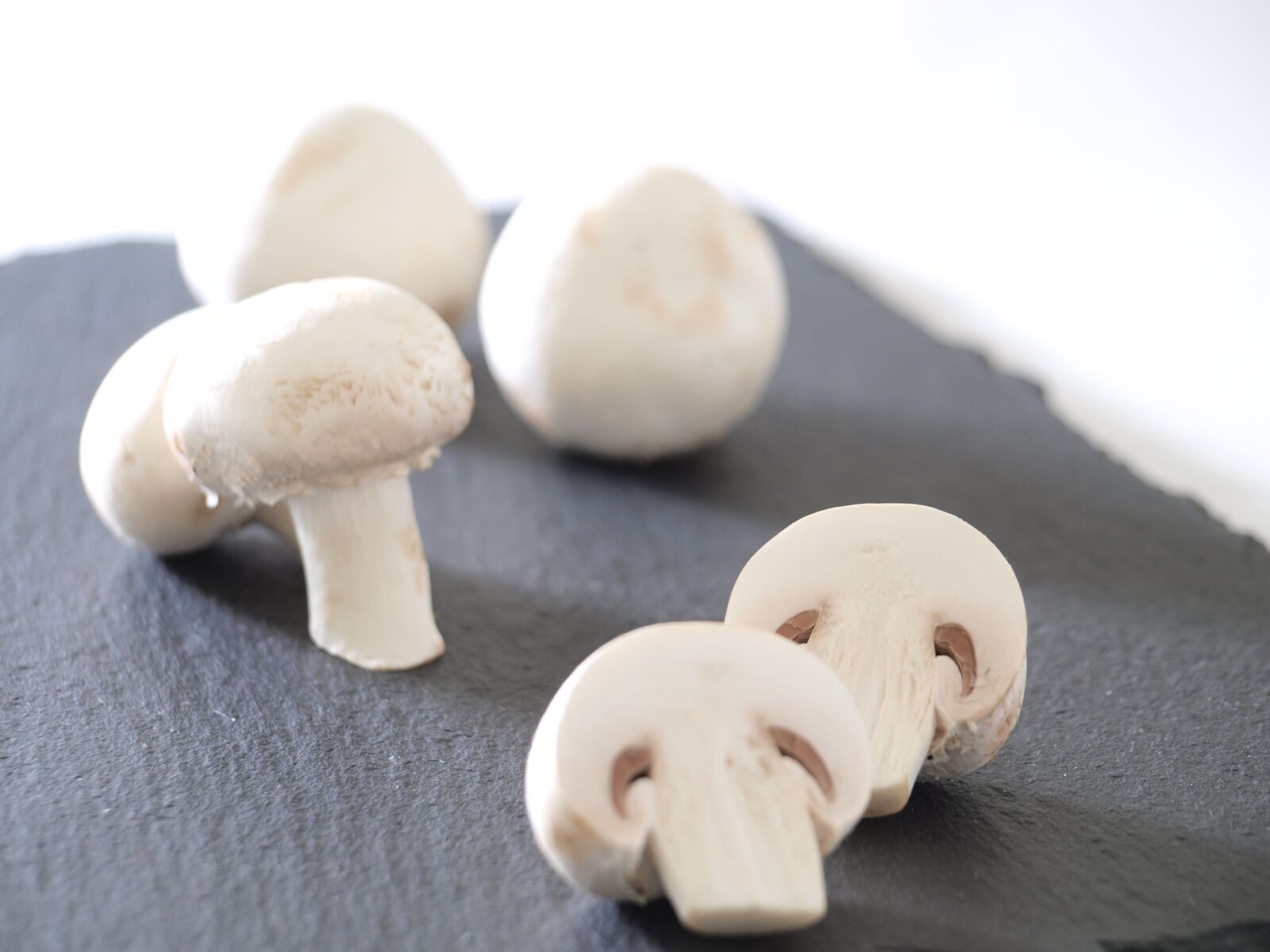 Olympus E-420 (EVOLT E-420) sample photo. Mushrooms, meadow, delicious photography
