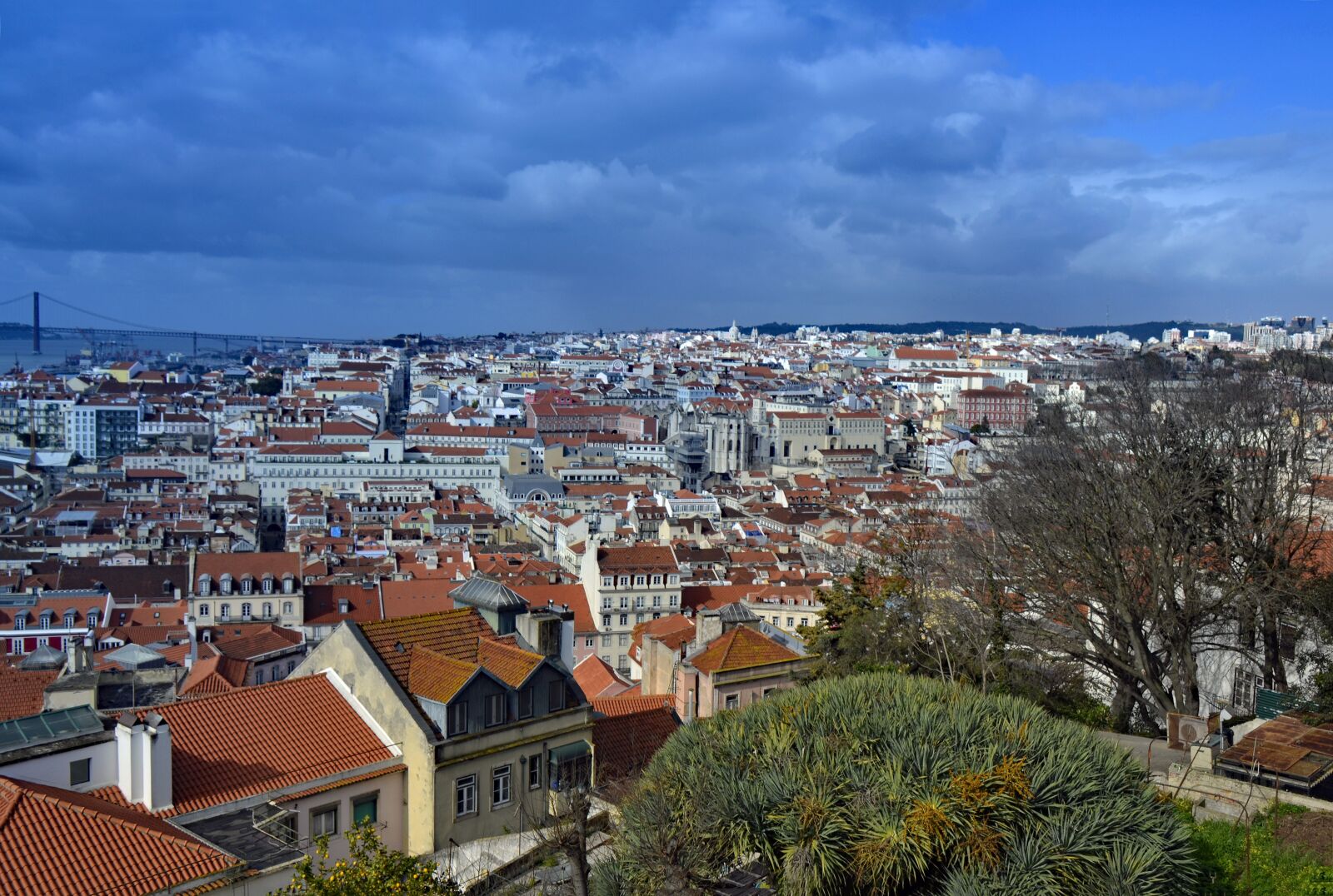 Nikon D3100 sample photo. Lisbon, portugal, castle of photography