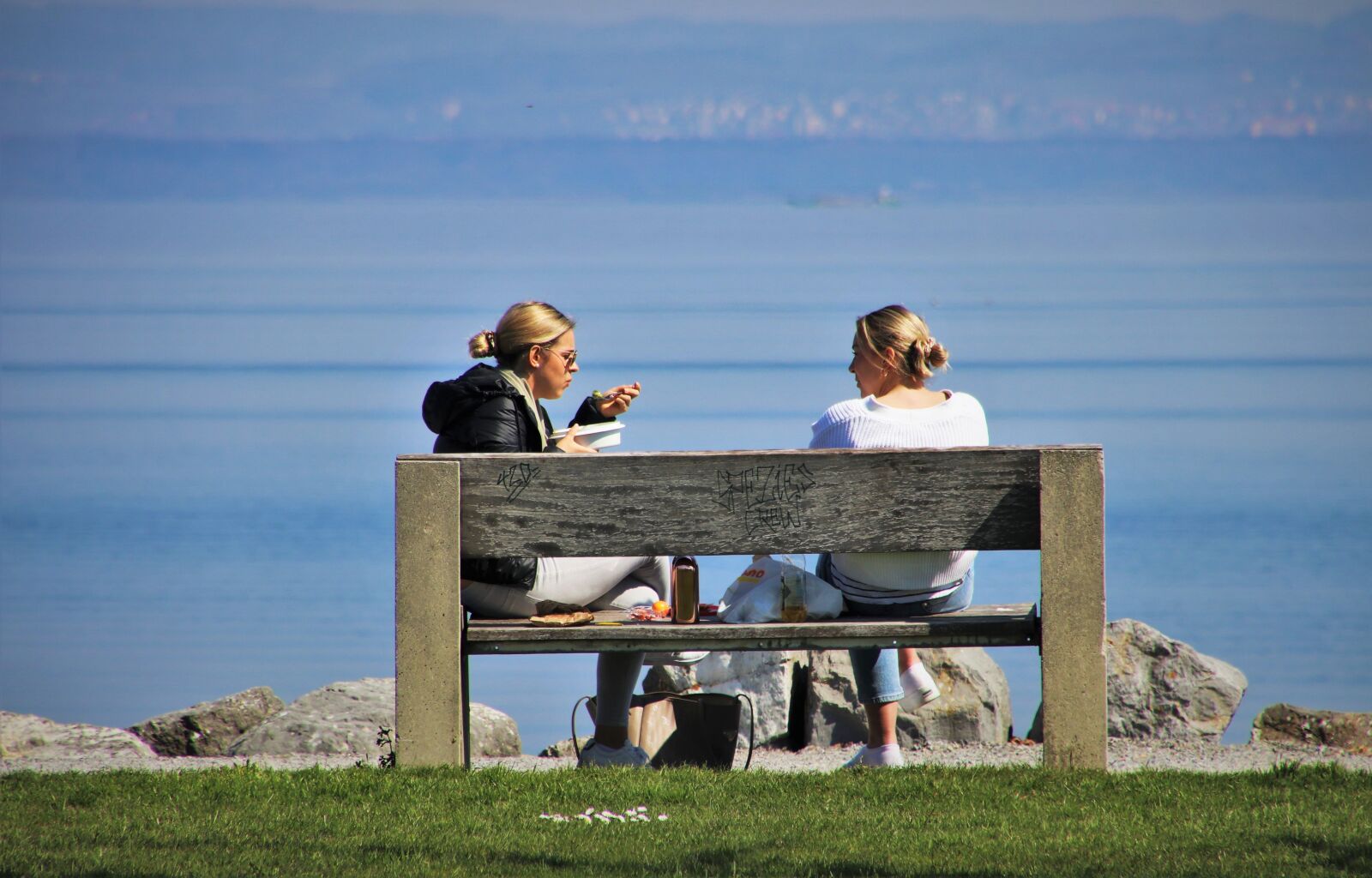 Canon EOS 80D sample photo. Relaxation, bench, sit photography