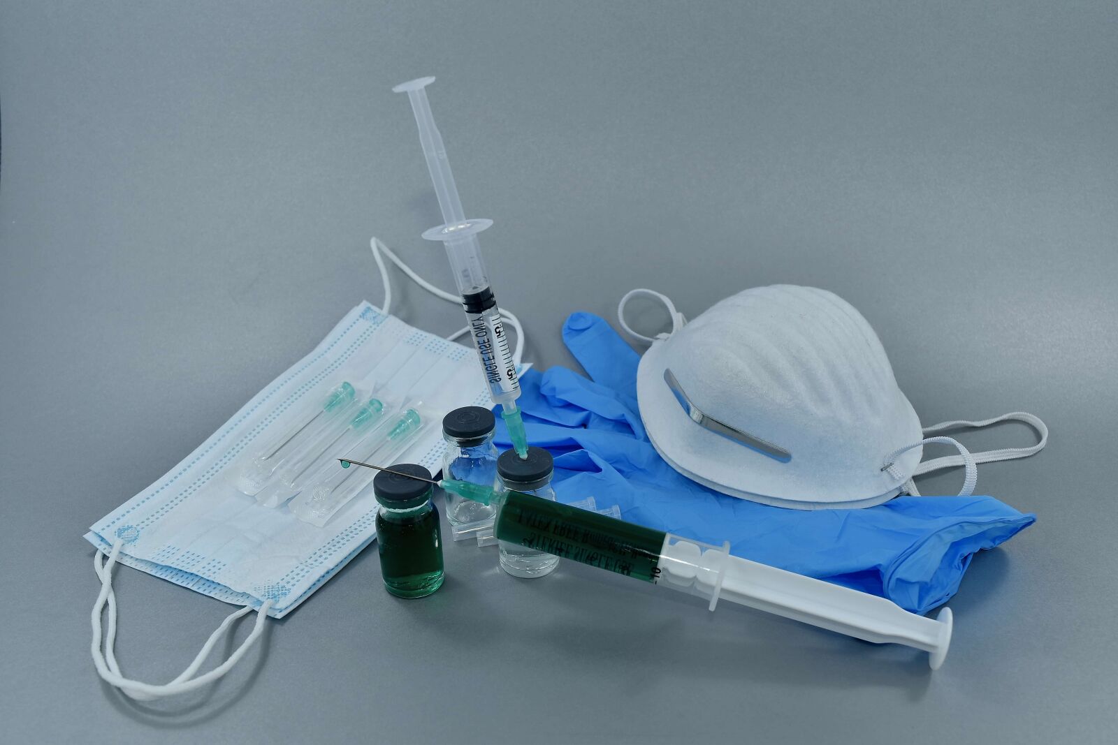 Nikon D5500 sample photo. Antibiotic, antiserum, antitoxin, face photography