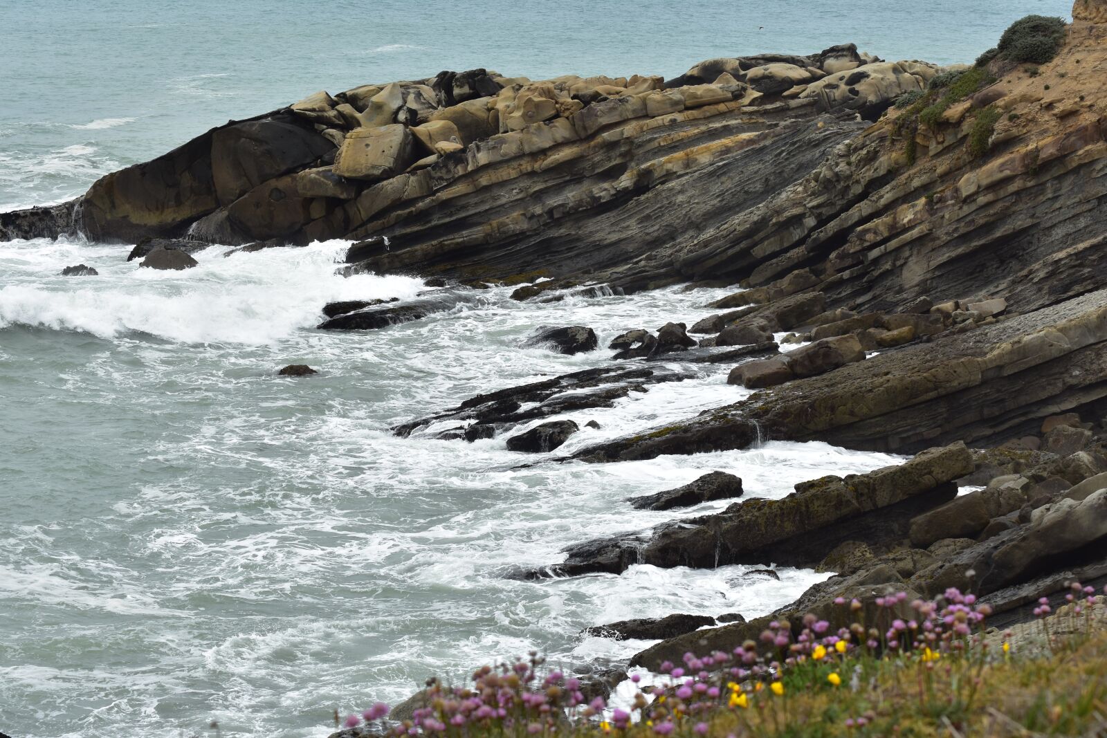 Nikon D3400 sample photo. Ocean, rocks, landscape photography