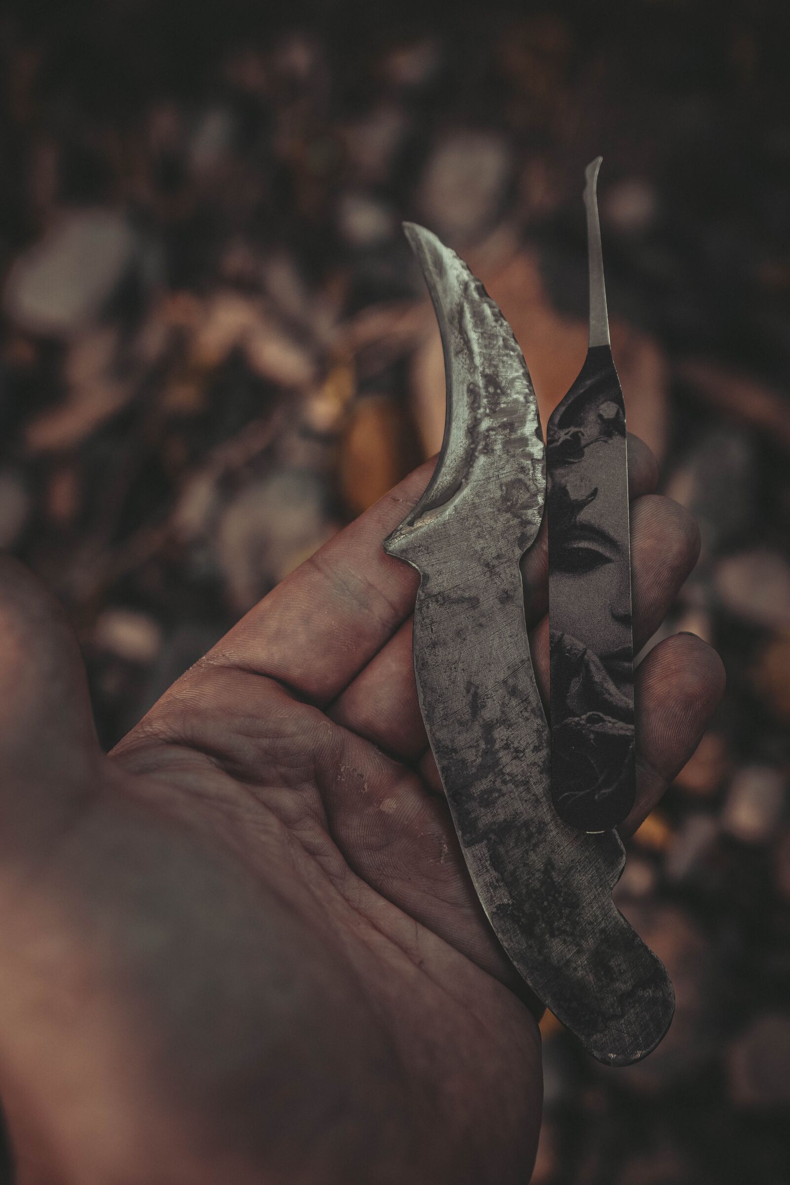 Sony a6400 sample photo. Knife, nature, green photography