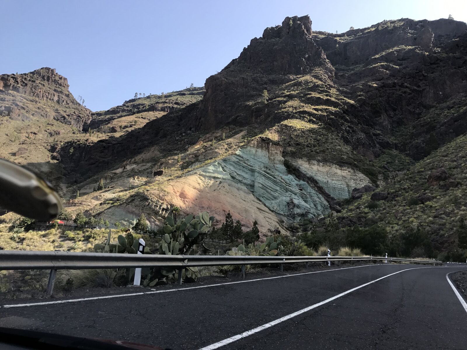 iPhone 7 back camera 3.99mm f/1.8 sample photo. Mountains, spain, holiday photography