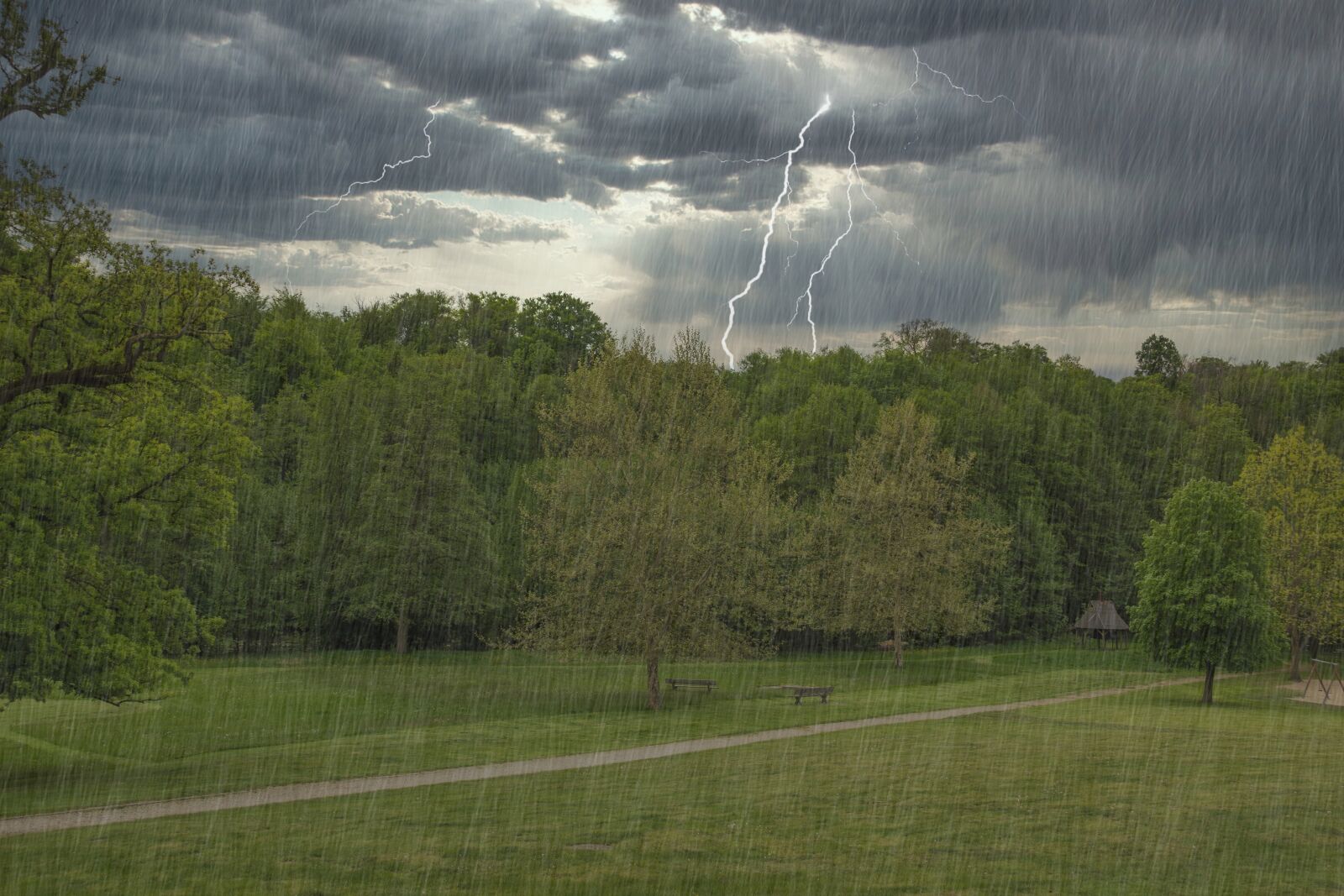 Canon EF-S 18-135mm F3.5-5.6 IS sample photo. Park, thunderstorm, storm photography