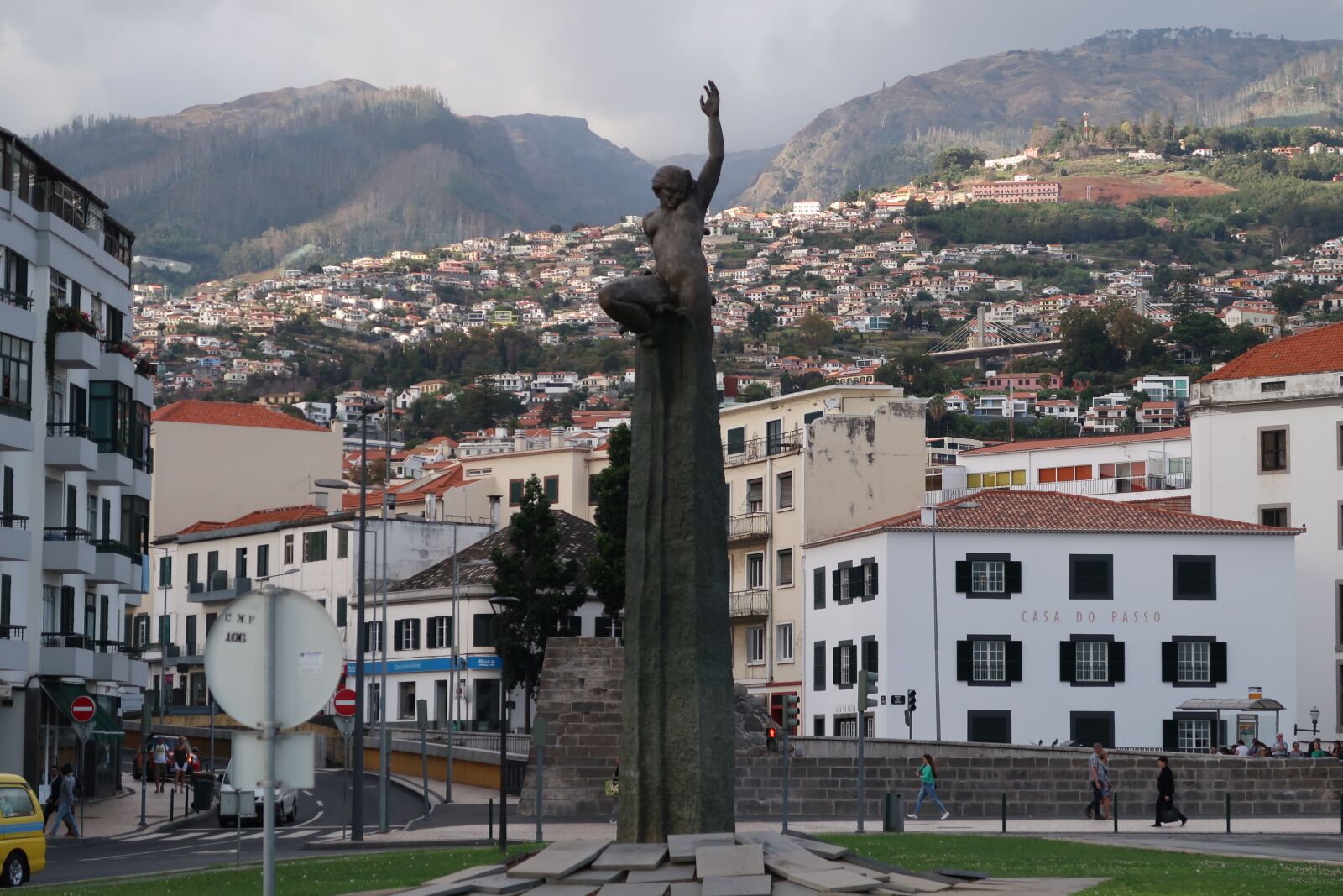 Canon PowerShot G7 X Mark II sample photo. Madeira, architecture, town photography