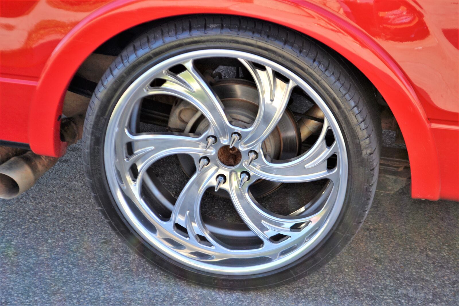 Nikon D3100 sample photo. Custom rims, wheel, car photography