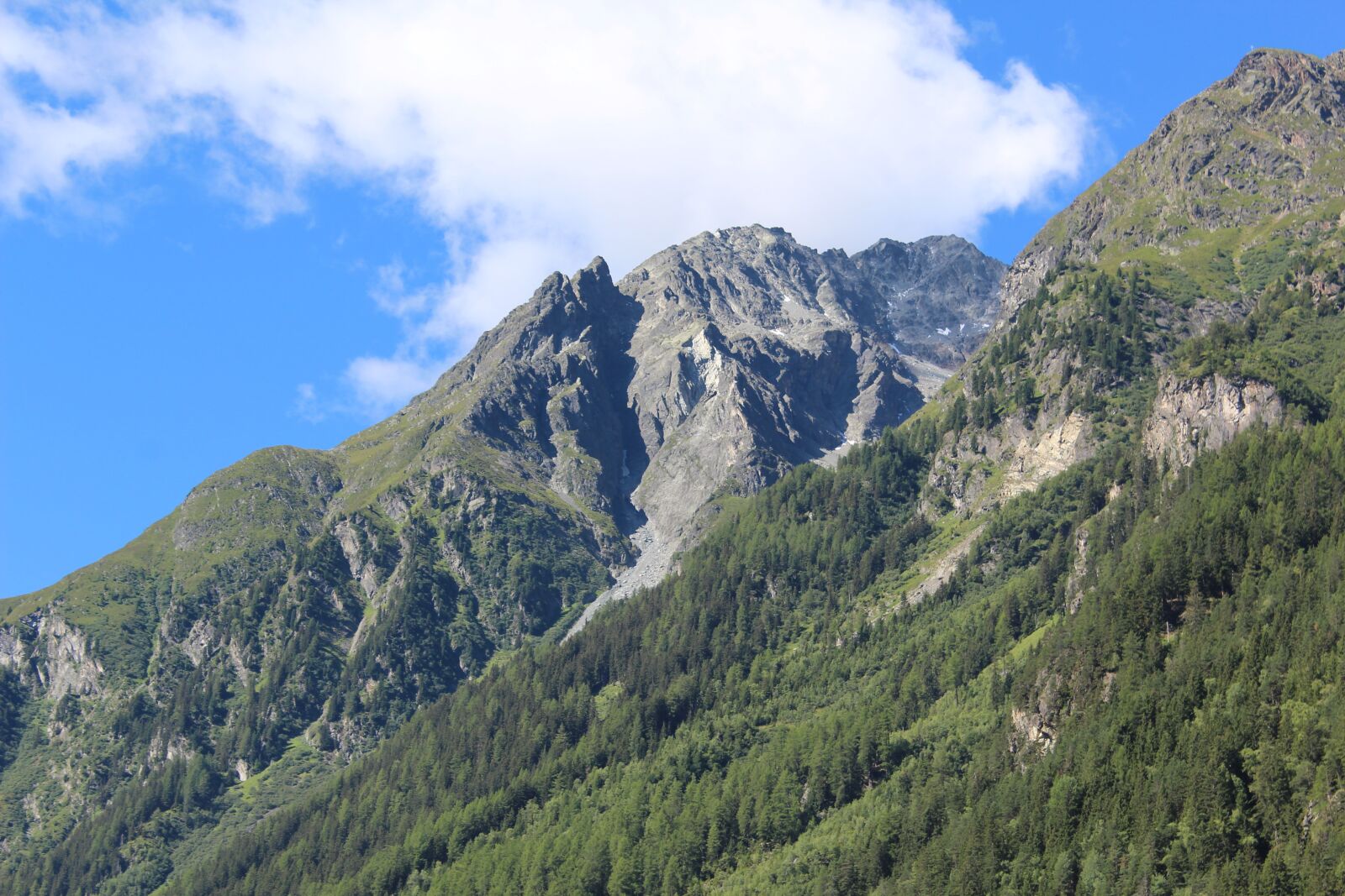 Canon EOS 1200D (EOS Rebel T5 / EOS Kiss X70 / EOS Hi) sample photo. öztal, tyrol, mountain photography