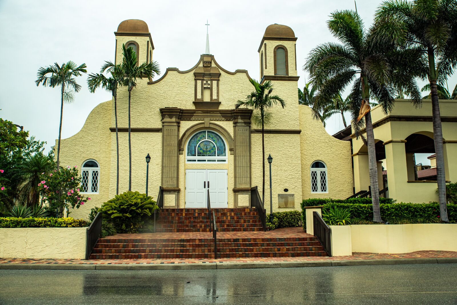 Tamron SP 24-70mm F2.8 Di VC USD sample photo. Church, rectory, building photography