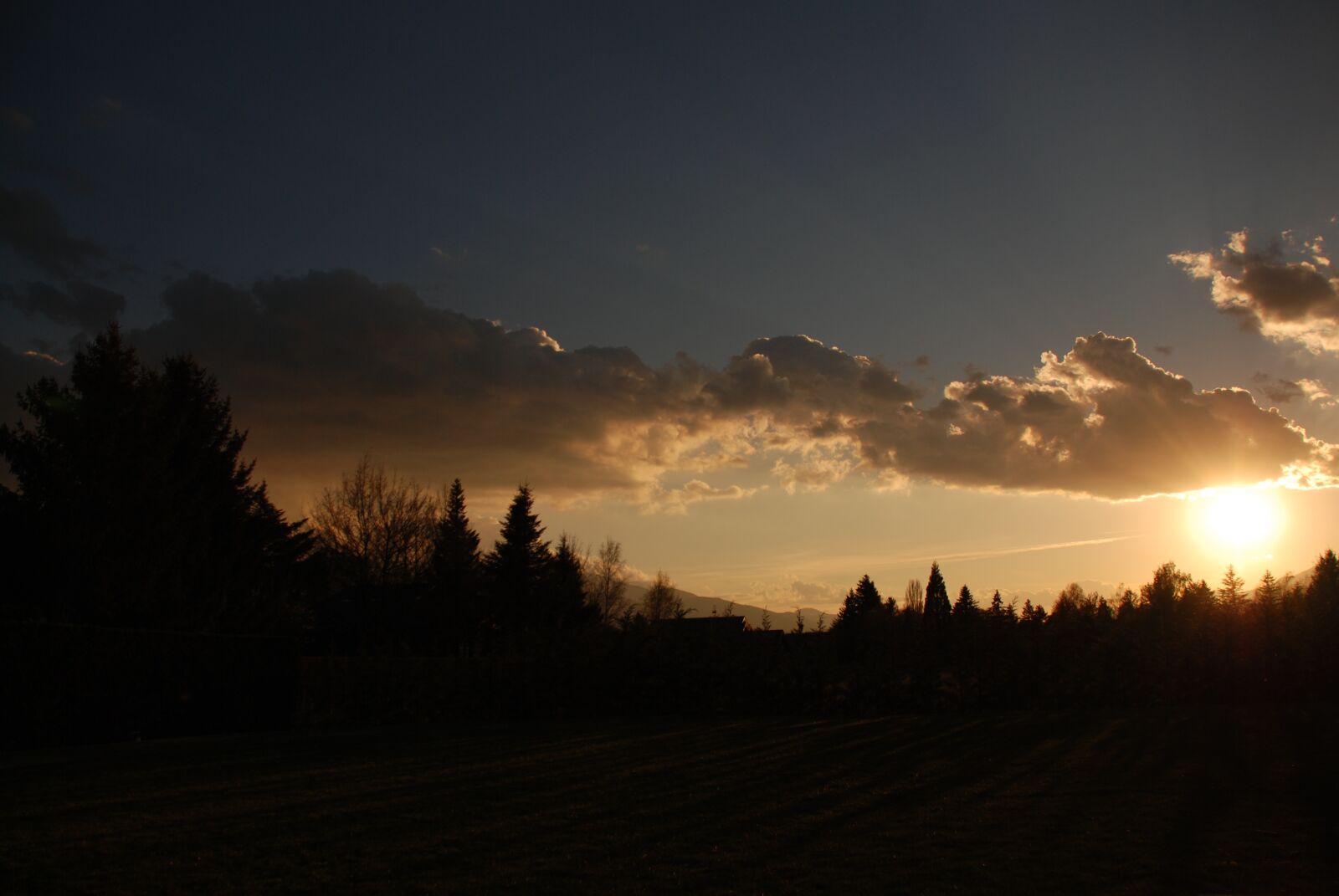 Nikon D80 sample photo. Mountain scenery, sun, sunset photography