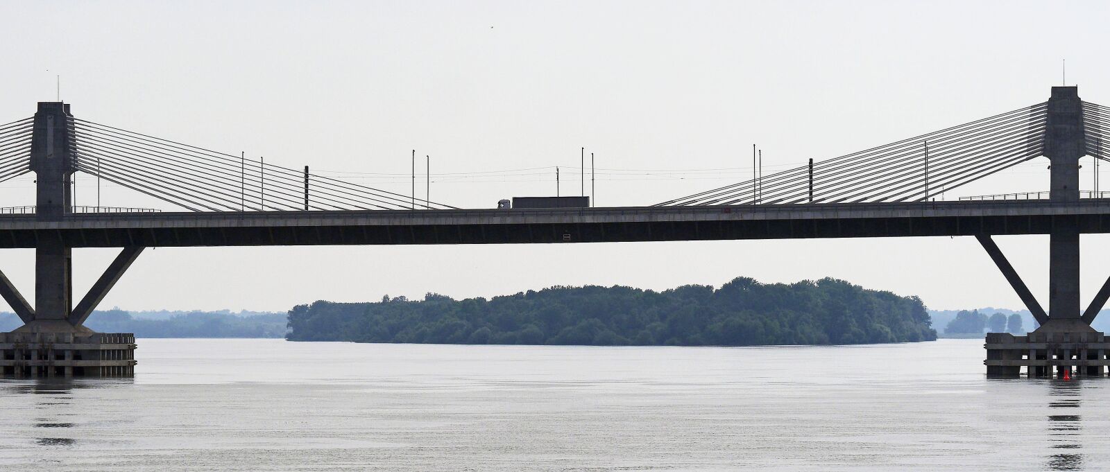 Panasonic Lumix DMC-GH3 sample photo. Danube bridge, new-europe, calafat photography