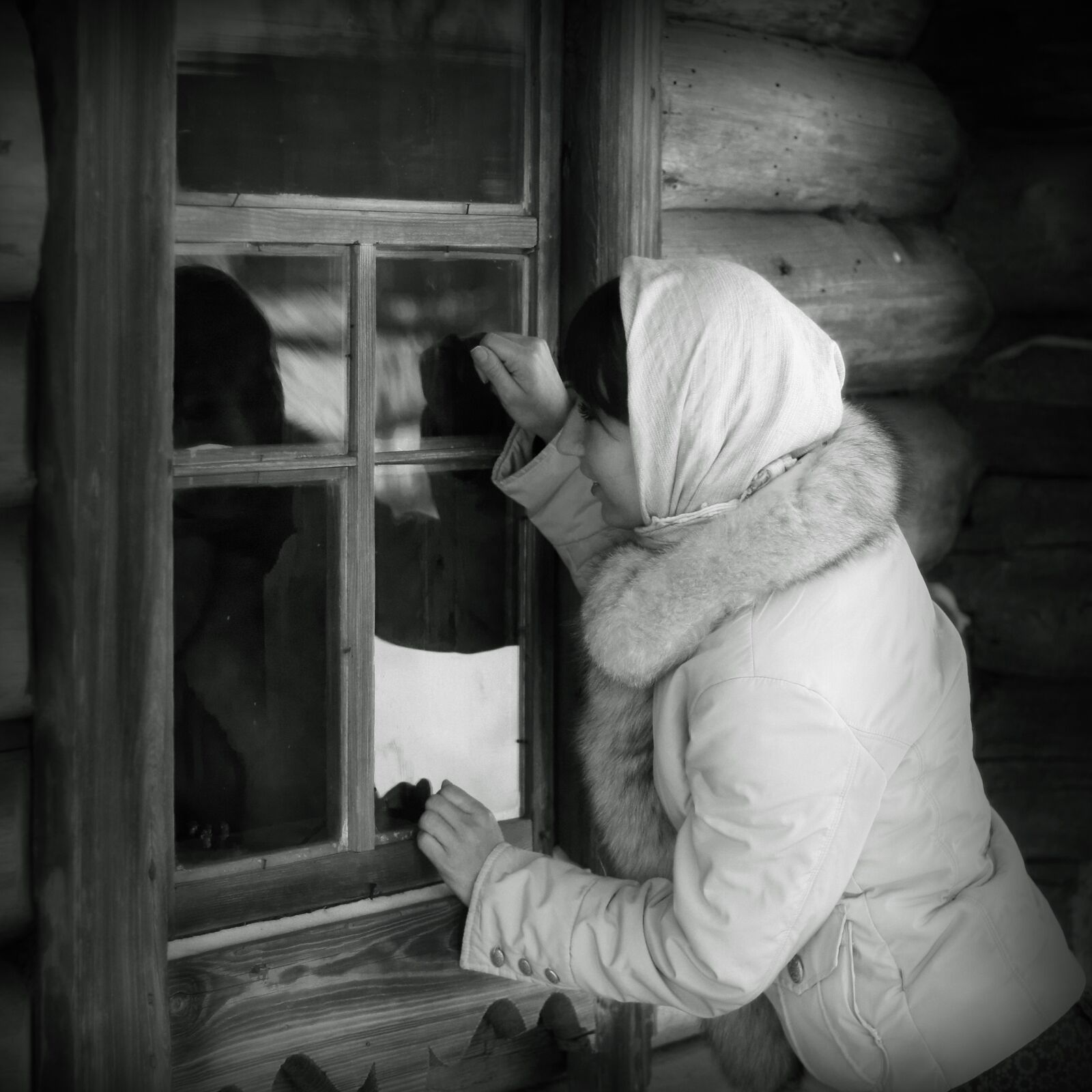 Pentax K20D sample photo. Girl, window, winter photography