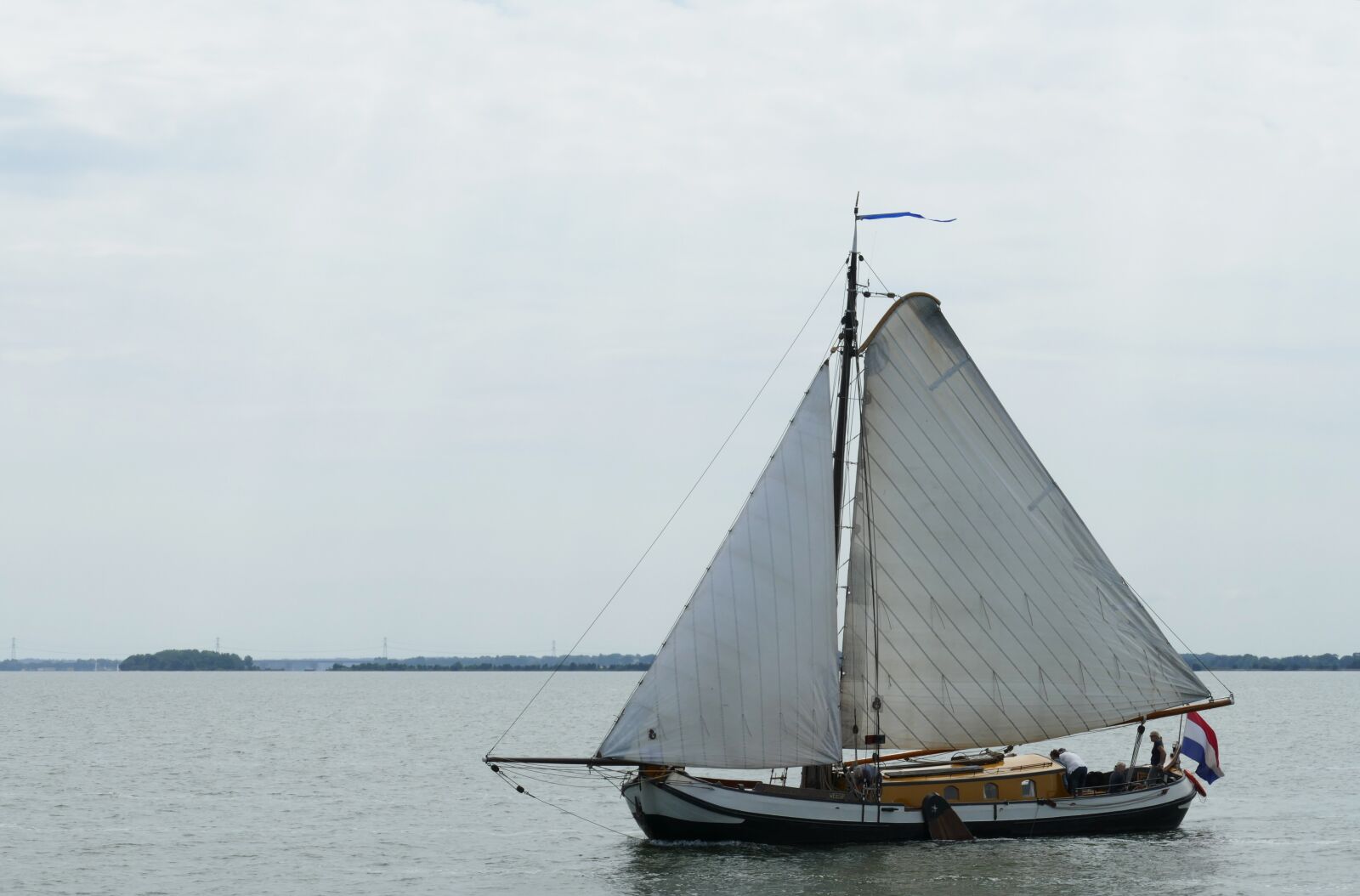 Panasonic Lumix DMC-FZ1000 sample photo. Boat, sailing boat, ship photography