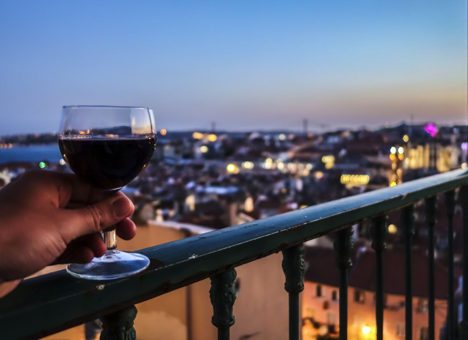 Sony Cyber-shot DSC-RX100 II sample photo. Wine, lisbon, enjoy photography