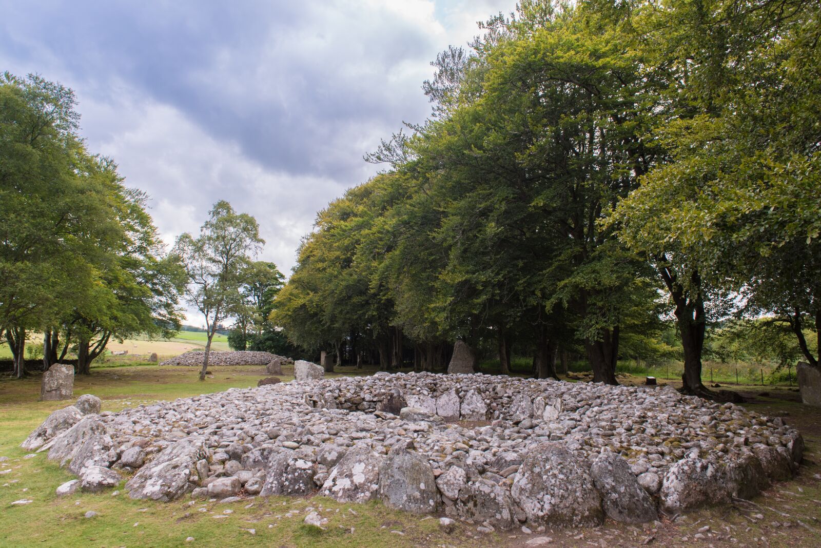 Nikon D750 sample photo. Clava cairn, resting place photography