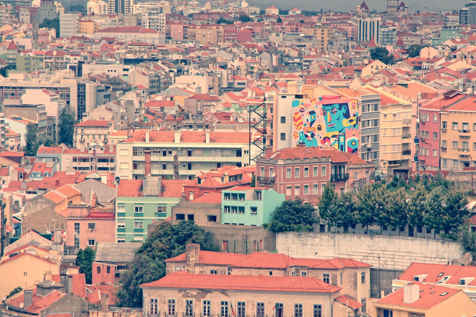 Canon EOS 650D (EOS Rebel T4i / EOS Kiss X6i) sample photo. Lisbon, roofs, general view photography