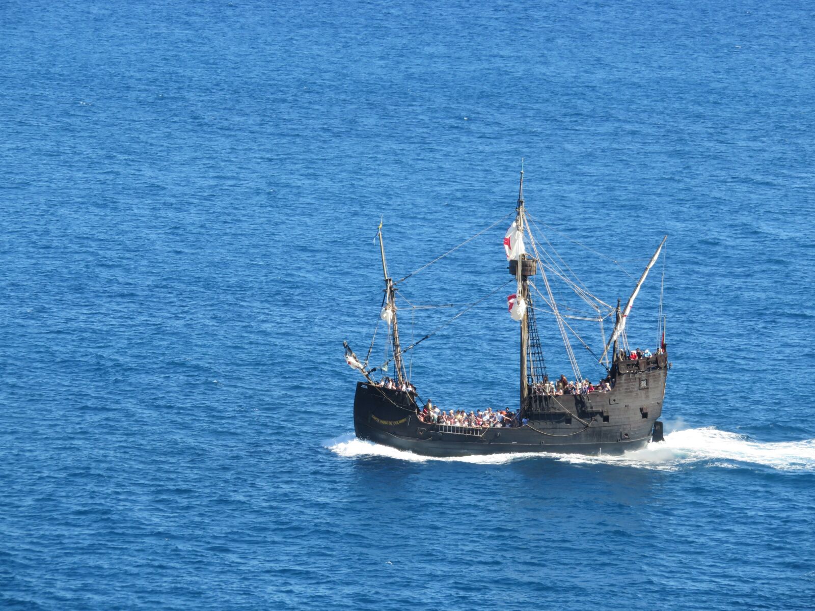 Canon PowerShot SX700 HS sample photo. Pirate ship, replica, santa photography