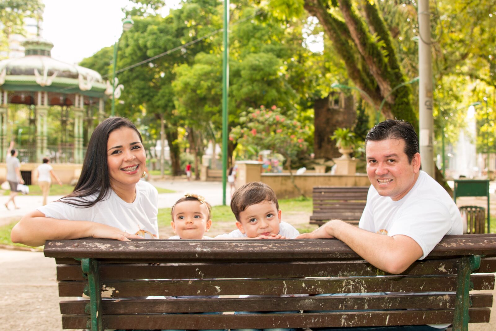Canon EOS 70D sample photo. Family, friends, people photography