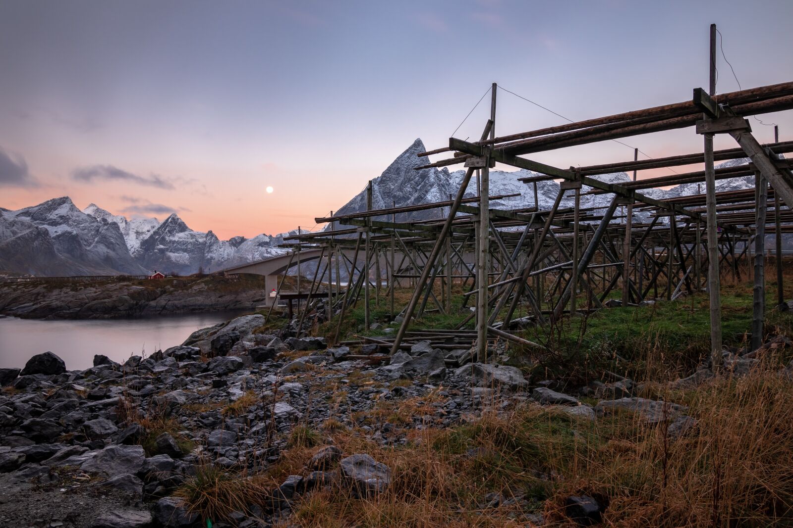 Tokina AT-X Pro 11-16mm F2.8 DX II sample photo. Norway, hamnoy, sunrise photography