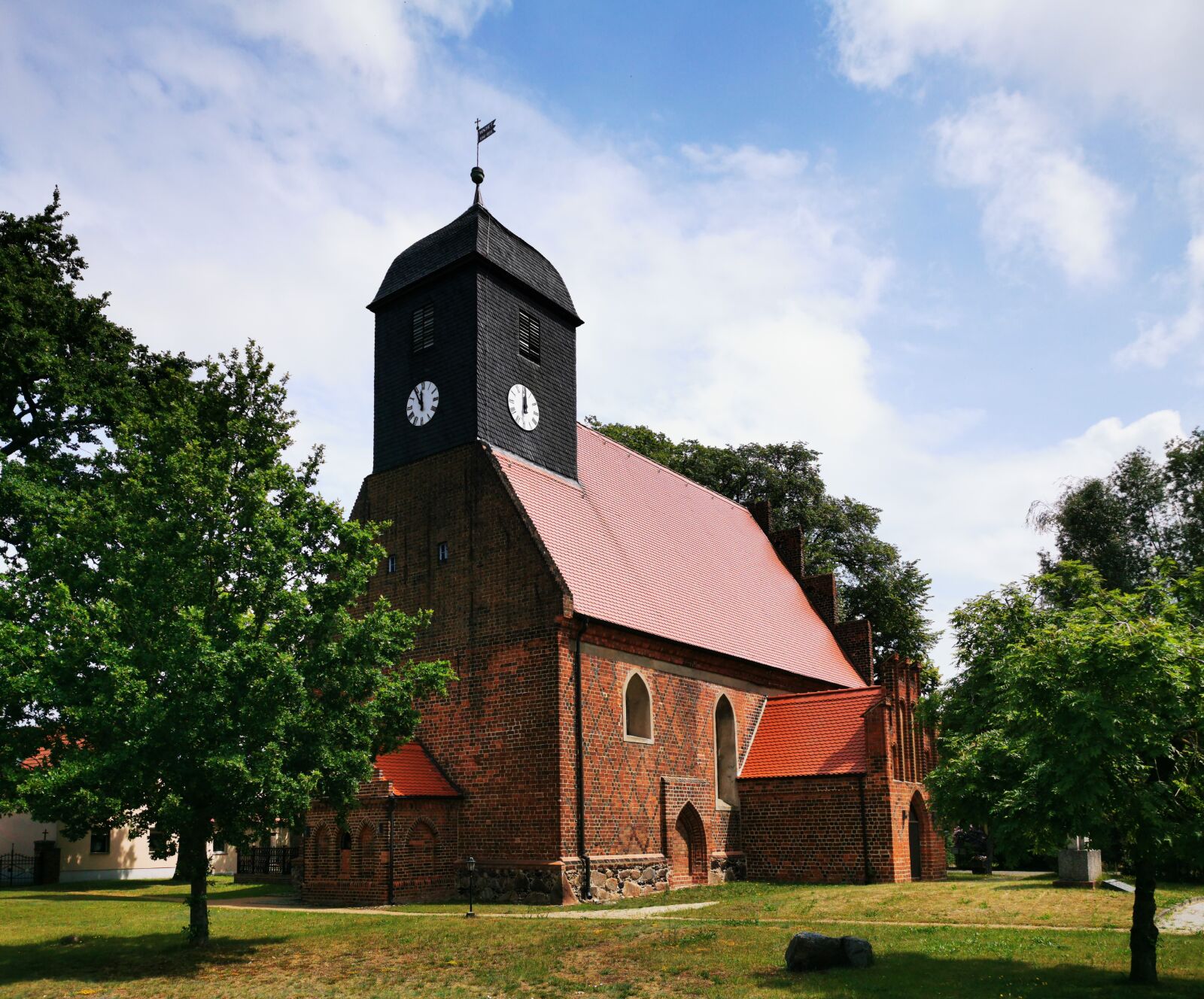 HUAWEI P30 Pro sample photo. Village church, briesen, spreewald photography