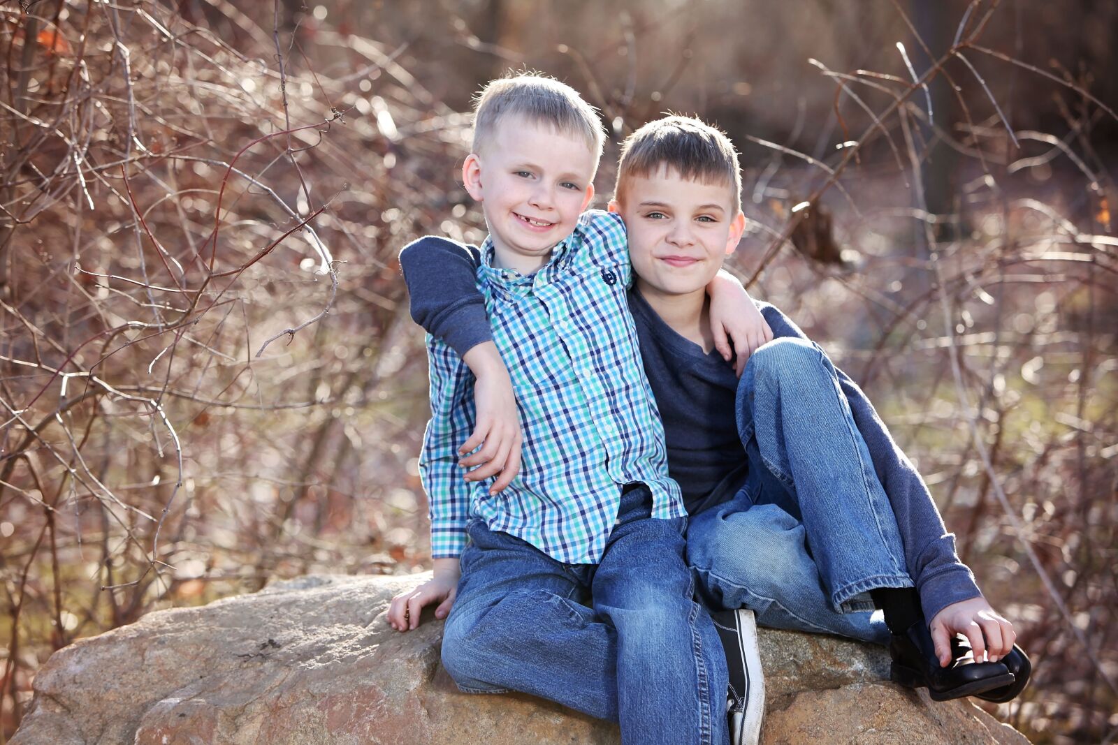Canon EOS 5D Mark II sample photo. Brothers, boys, park photography