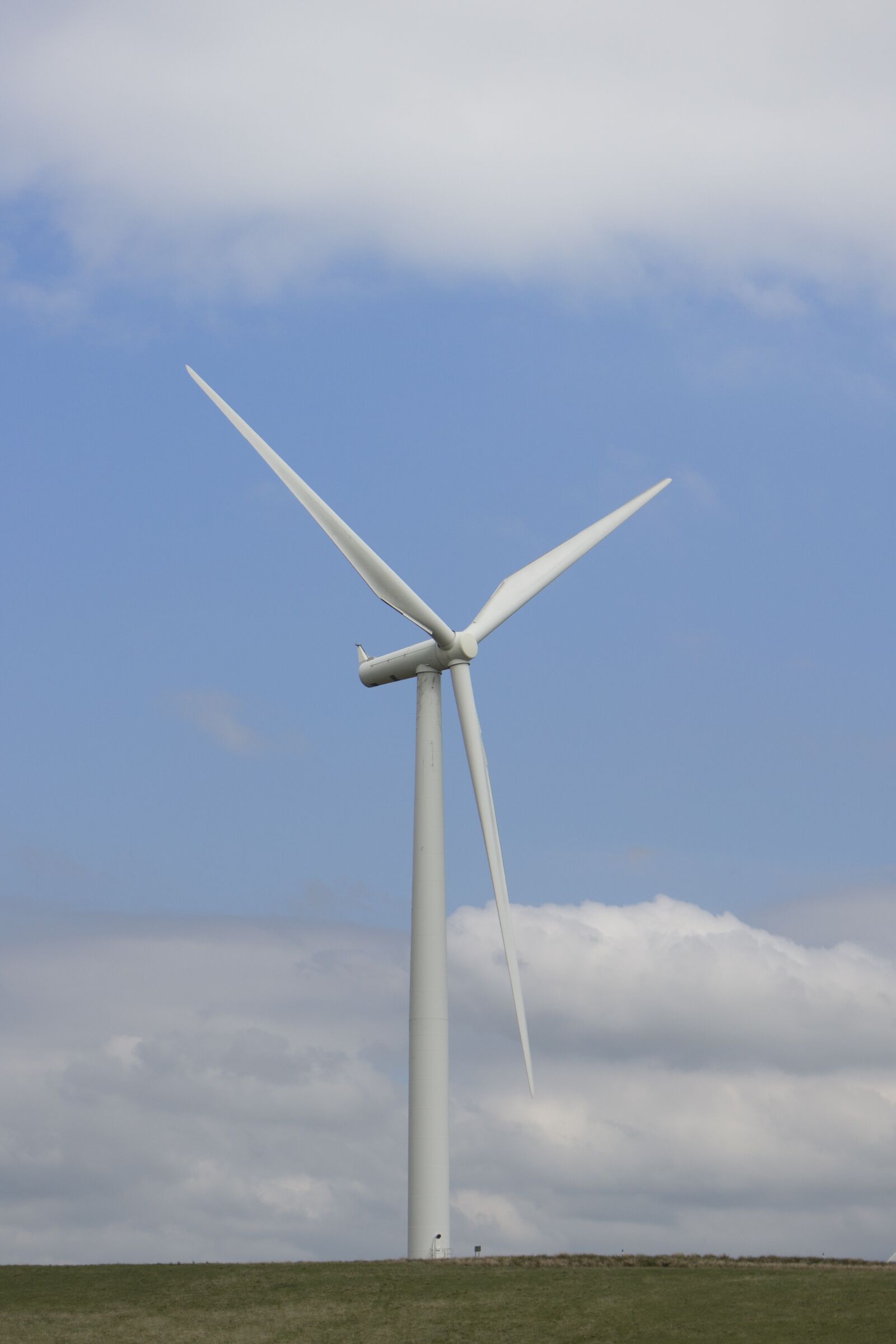 Canon EOS 100D (EOS Rebel SL1 / EOS Kiss X7) sample photo. Wind-farm, wind farm, eco photography