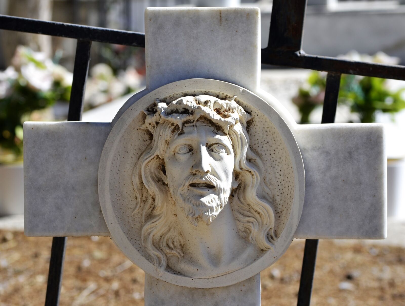 Nikon D3100 sample photo. Cemetery, death, christ photography