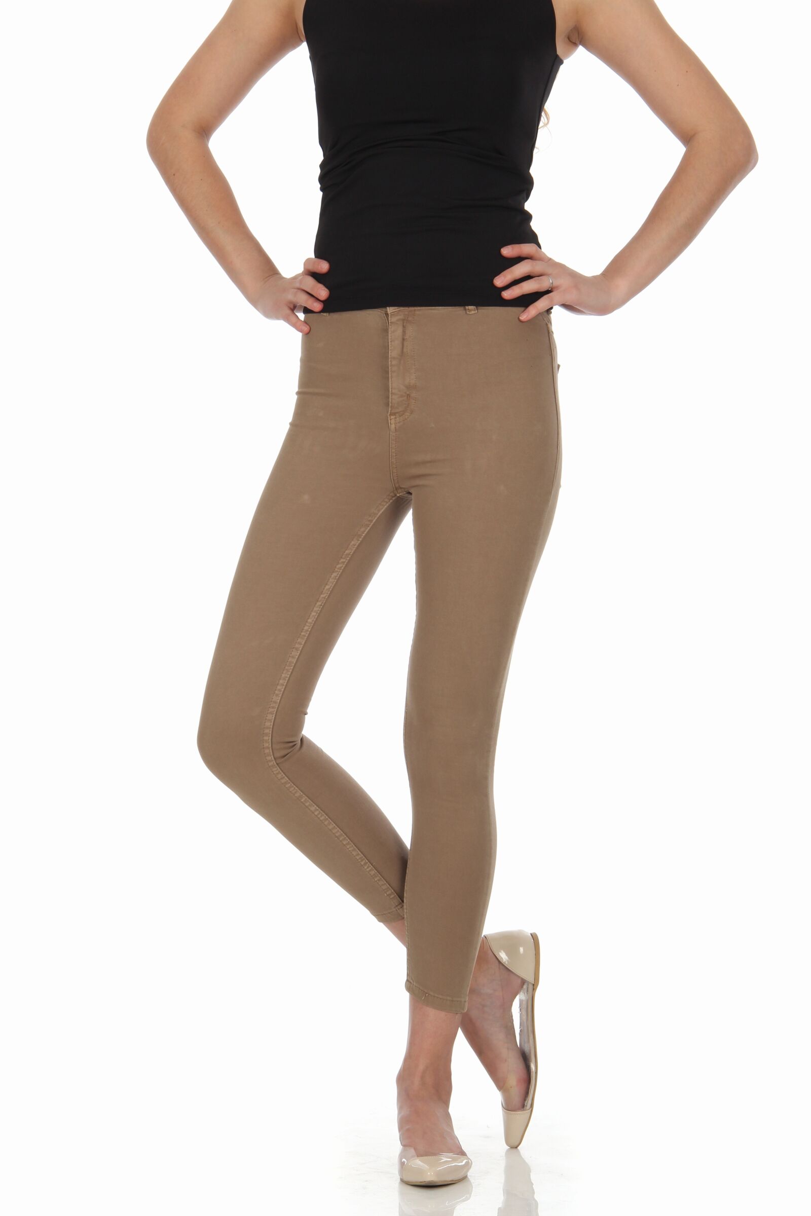Canon EOS 600D (Rebel EOS T3i / EOS Kiss X5) sample photo. Pants, clothes, model photography