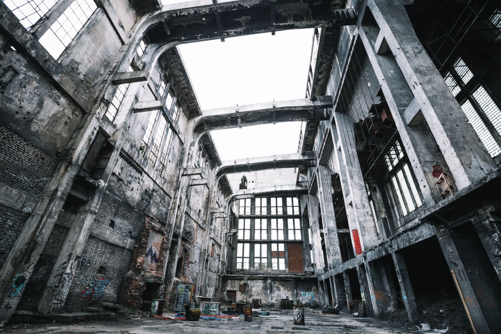 Canon EF 16-35mm F2.8L II USM sample photo. Abandoned, building, structure photography