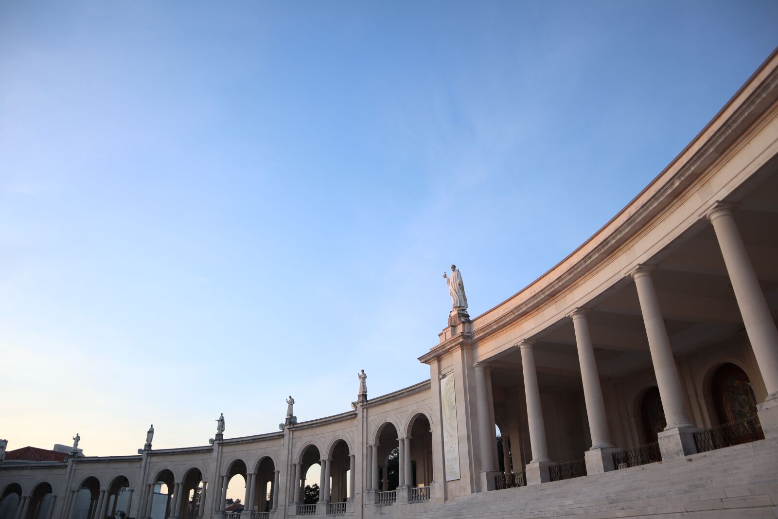 Canon EOS M50 (EOS Kiss M) sample photo. Fatima, portugal, church photography