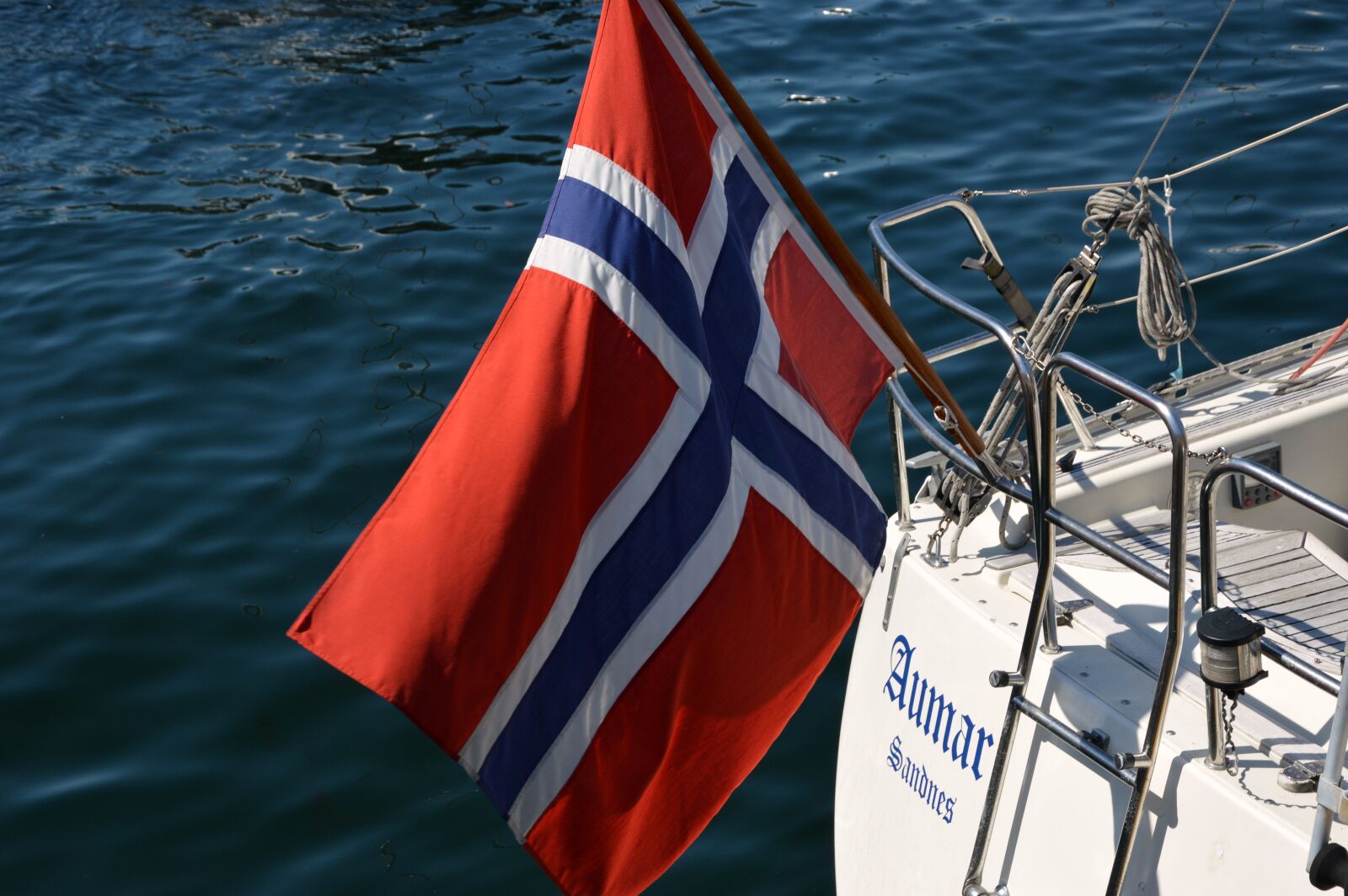 Nikon D3200 sample photo. Flag, norway, boat photography