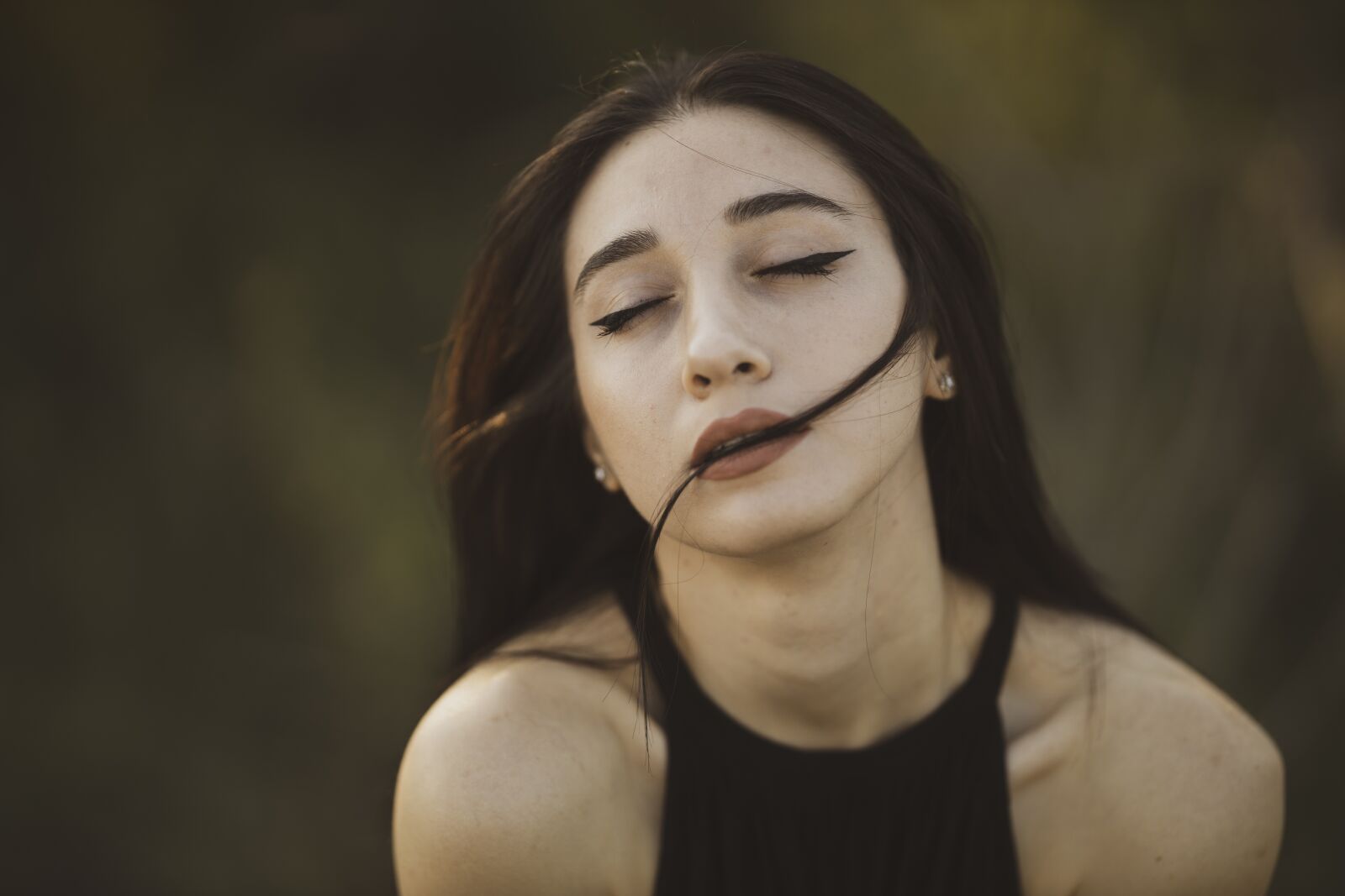 Canon RF 85mm F1.2L USM sample photo. Young, girl, woman photography