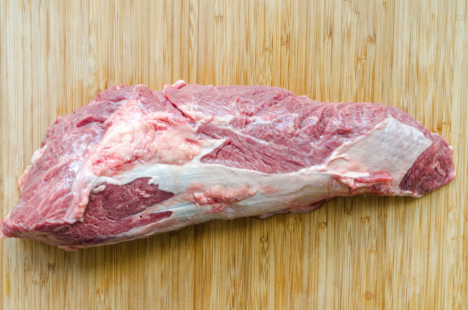 Nikon D5100 sample photo. Meat, wood, beef photography