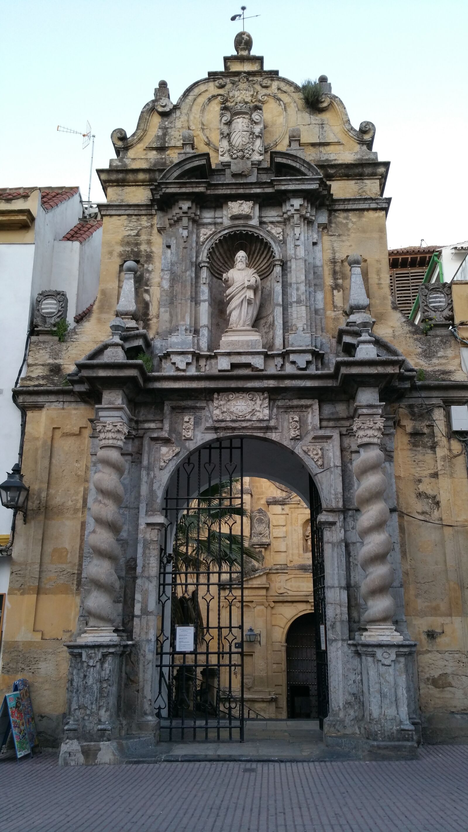 Samsung Galaxy Note4 sample photo. Iglesia de san pablo photography