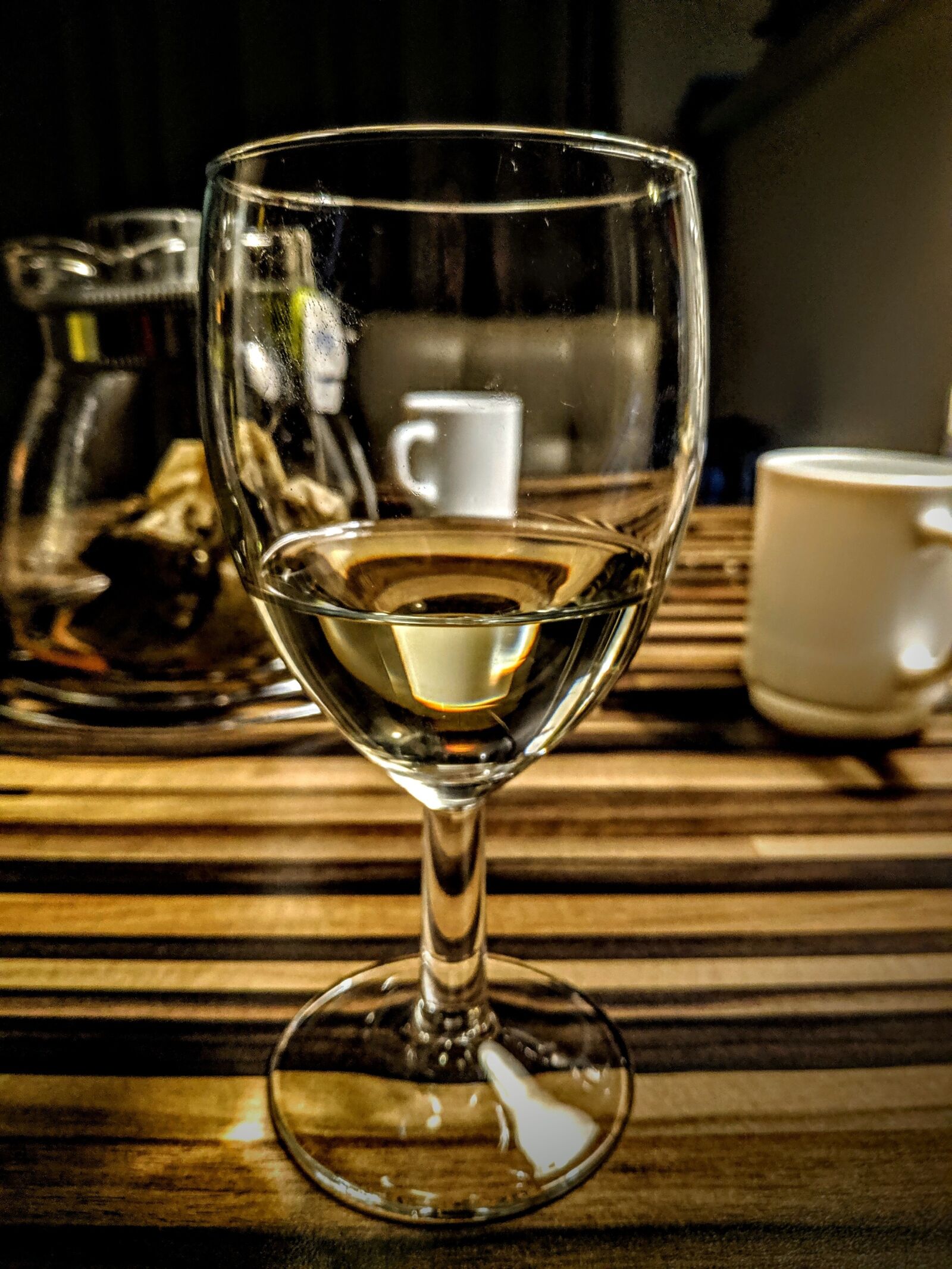 Xiaomi POCO F1 sample photo. Drink, wine, party photography